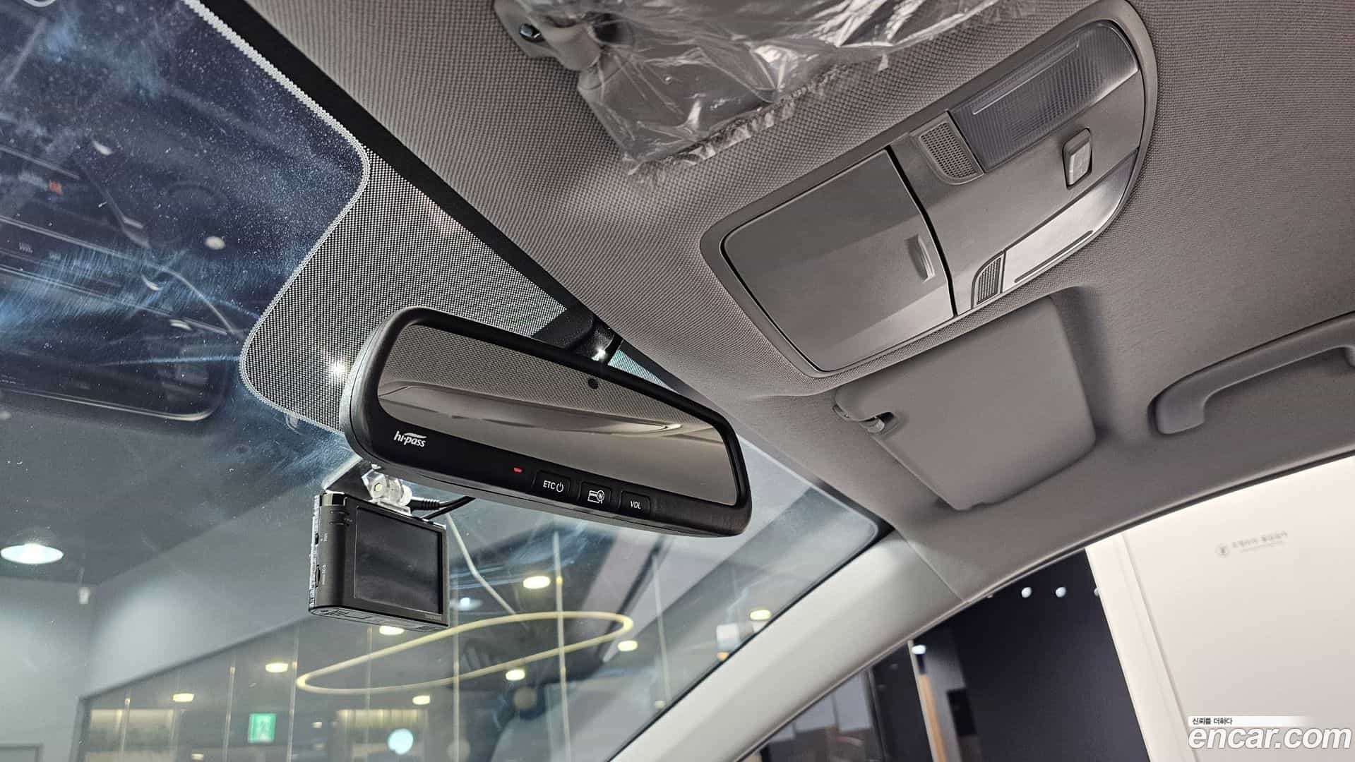 AVANTE Hyundai 2018.7-OPTION-040