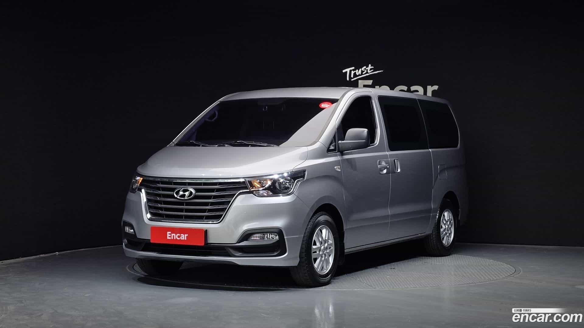 Starex Hyundai 2019.6-OUTER-001
