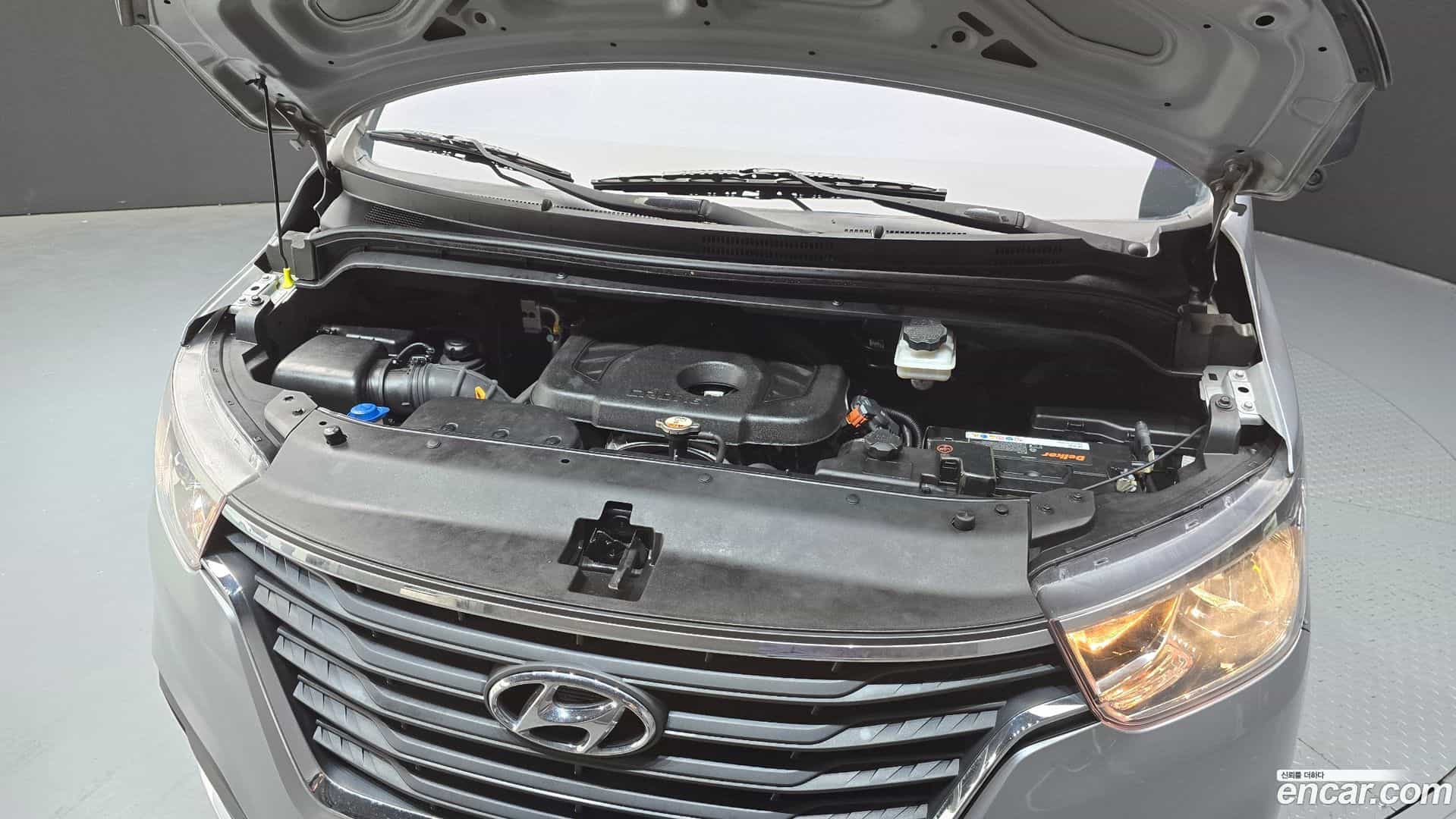 Starex Hyundai 2019.6-OUTER-006