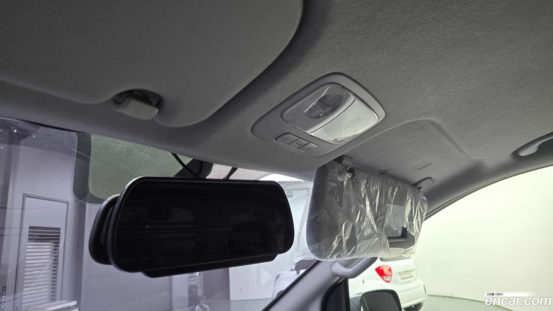 Starex Hyundai 2019.6-OPTION-024