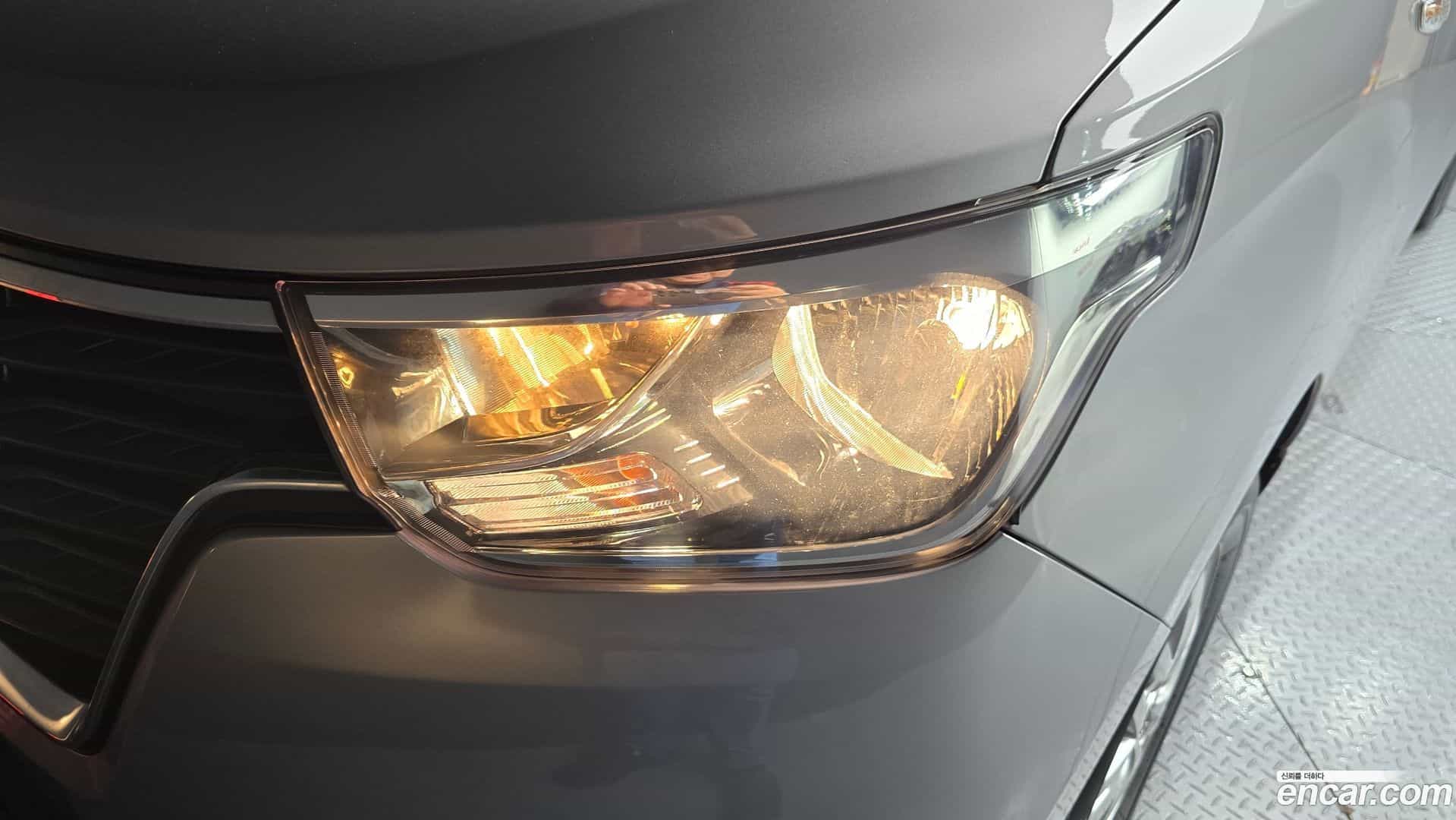 Starex Hyundai 2019.6-OUTER-032