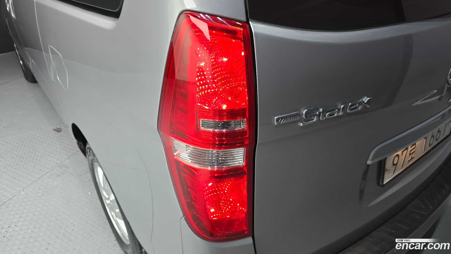 Starex Hyundai 2019.6-OUTER-033