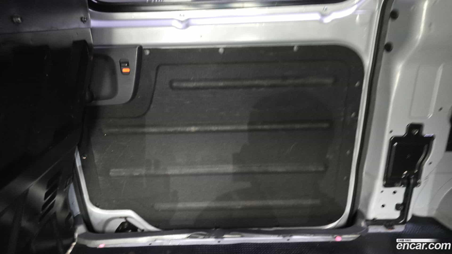 Starex Hyundai 2019.6-INNER-035