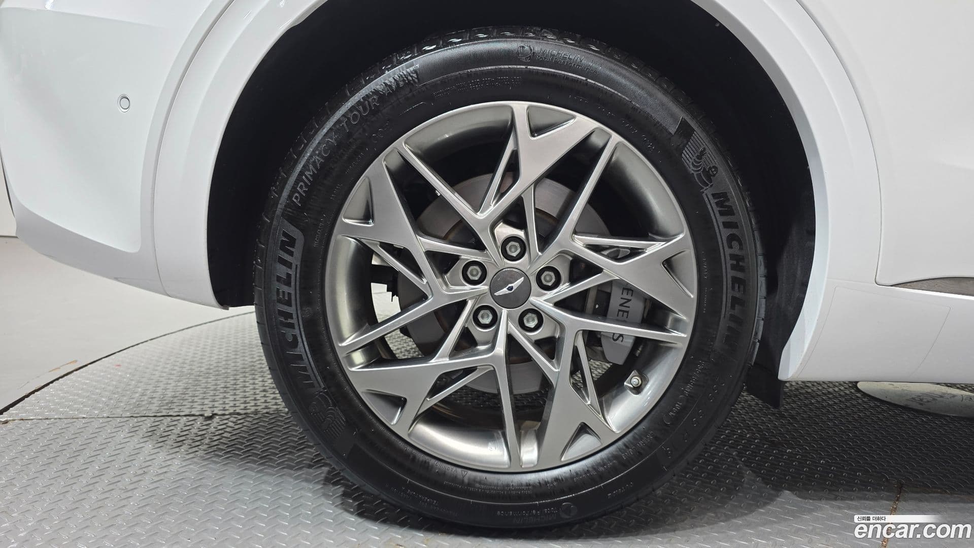 Main__Slider__Photo:GV70 Genesis 2023.5-4