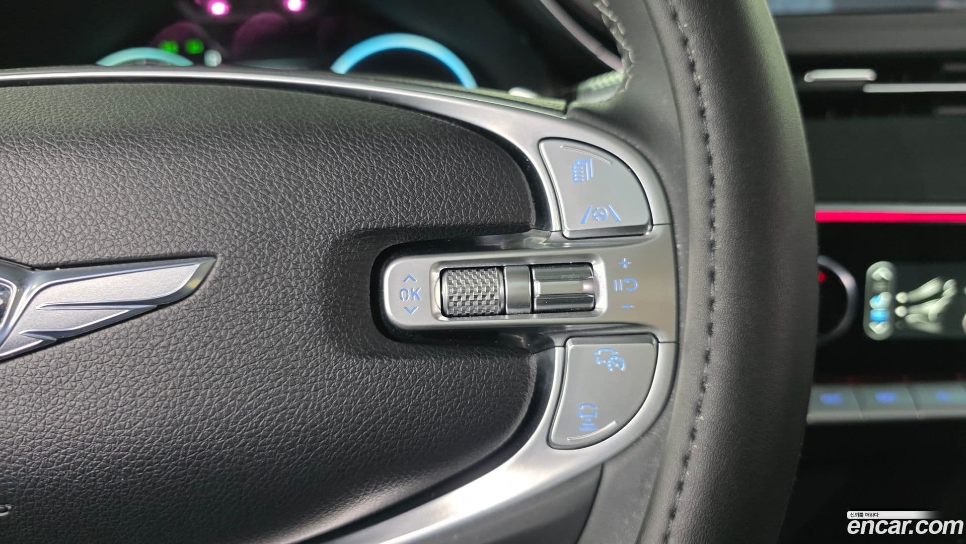 Main__Slider__Photo:GV70 Genesis 2023.5-27