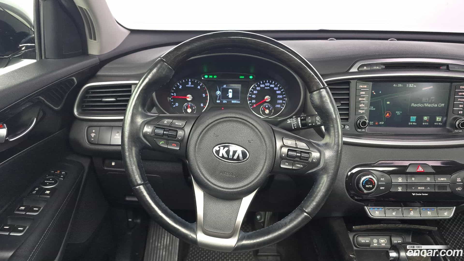 Sorento Kia 2014.8-OPTION-017