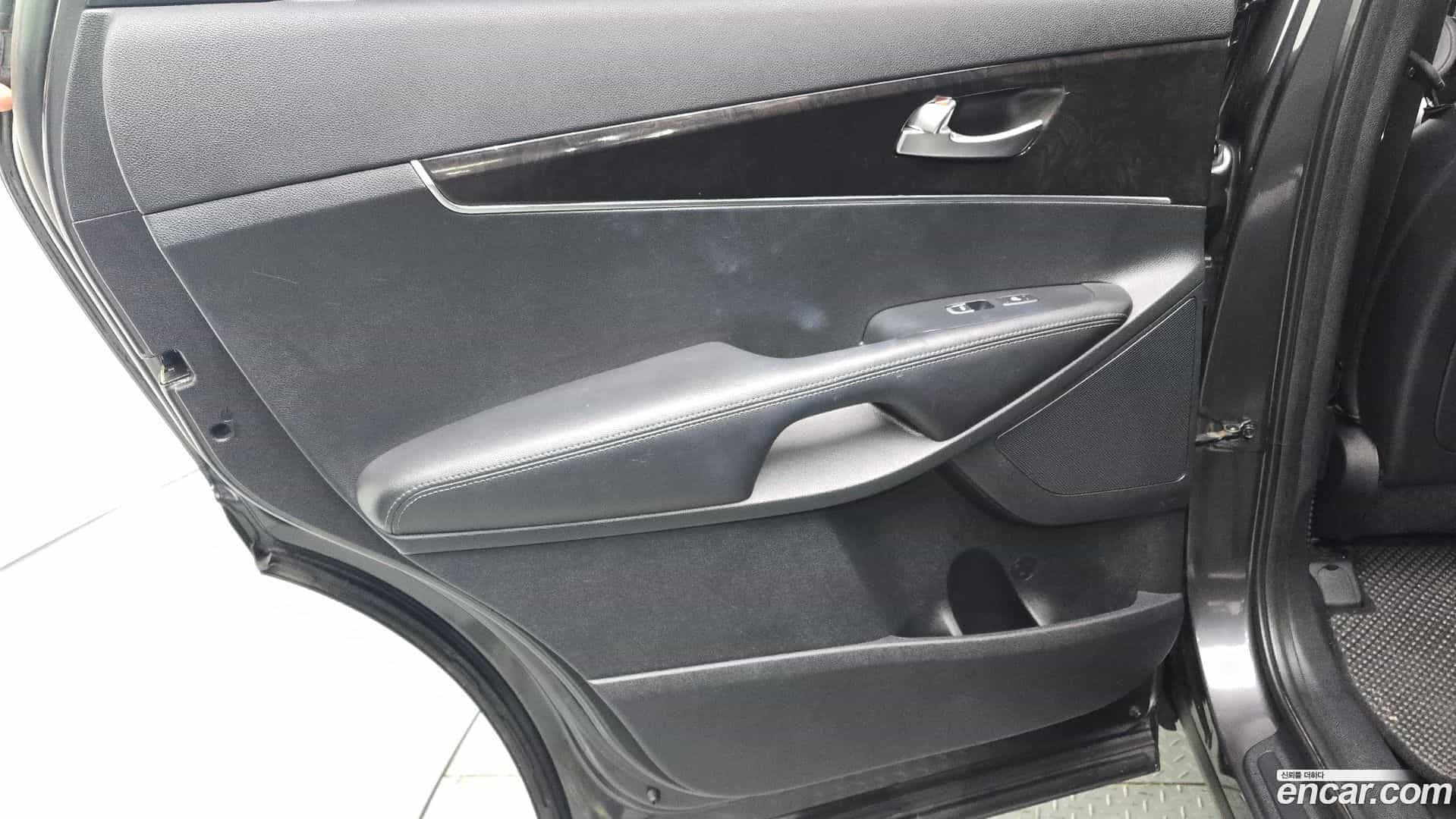 Sorento Kia 2014.8-INNER-035