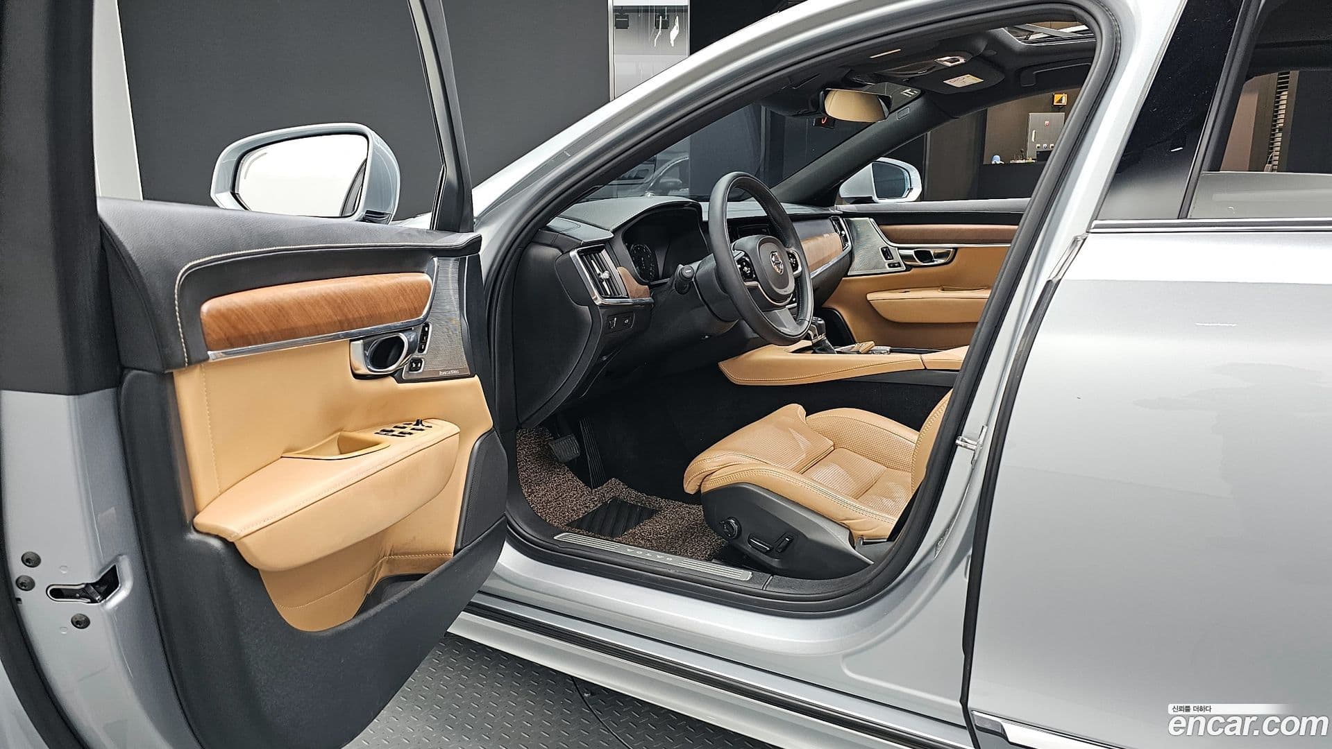 Main__Slider__Photo:S90 Volvo 2019.5-9