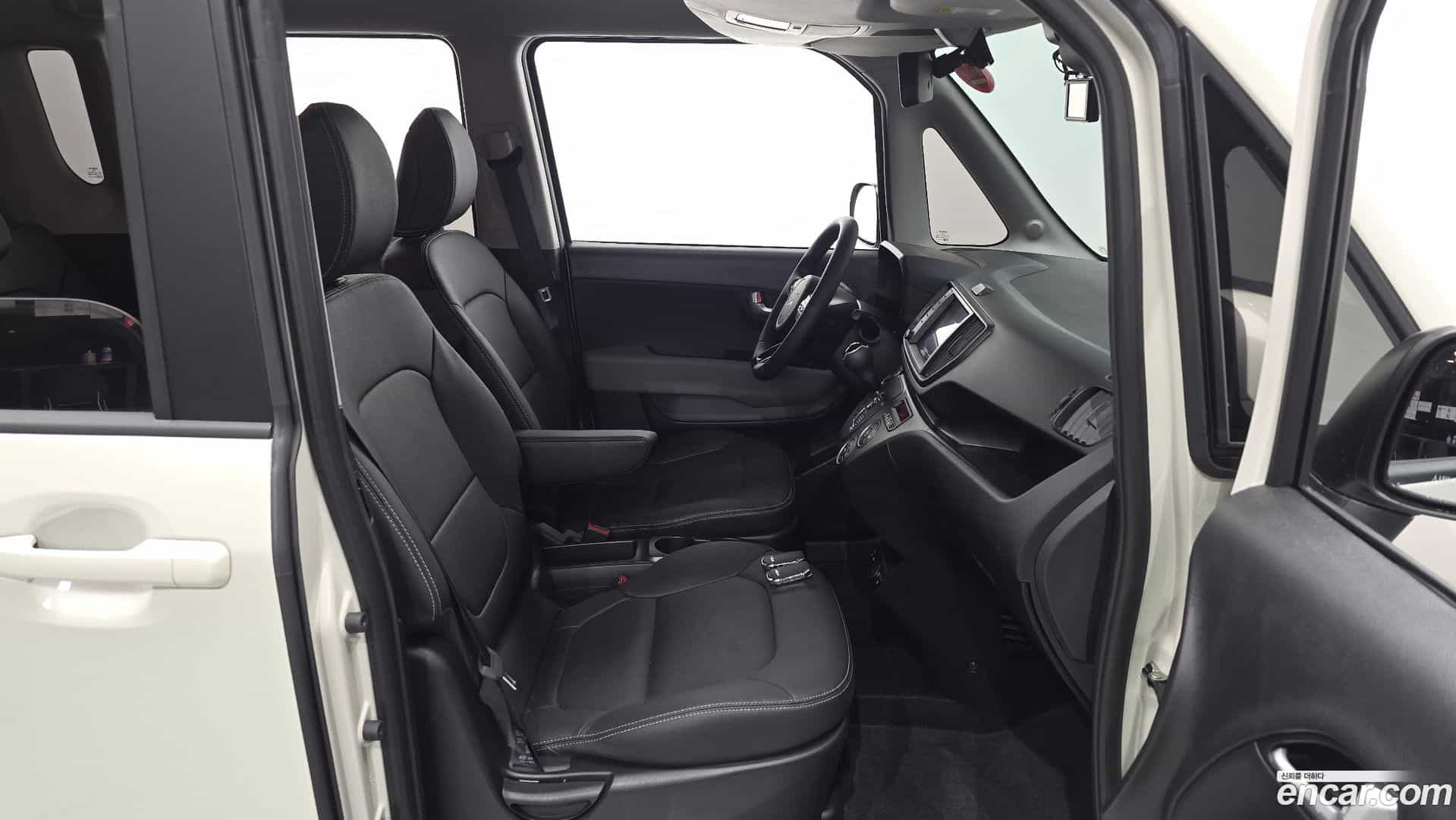 RAY Kia 2025.11-INNER-010