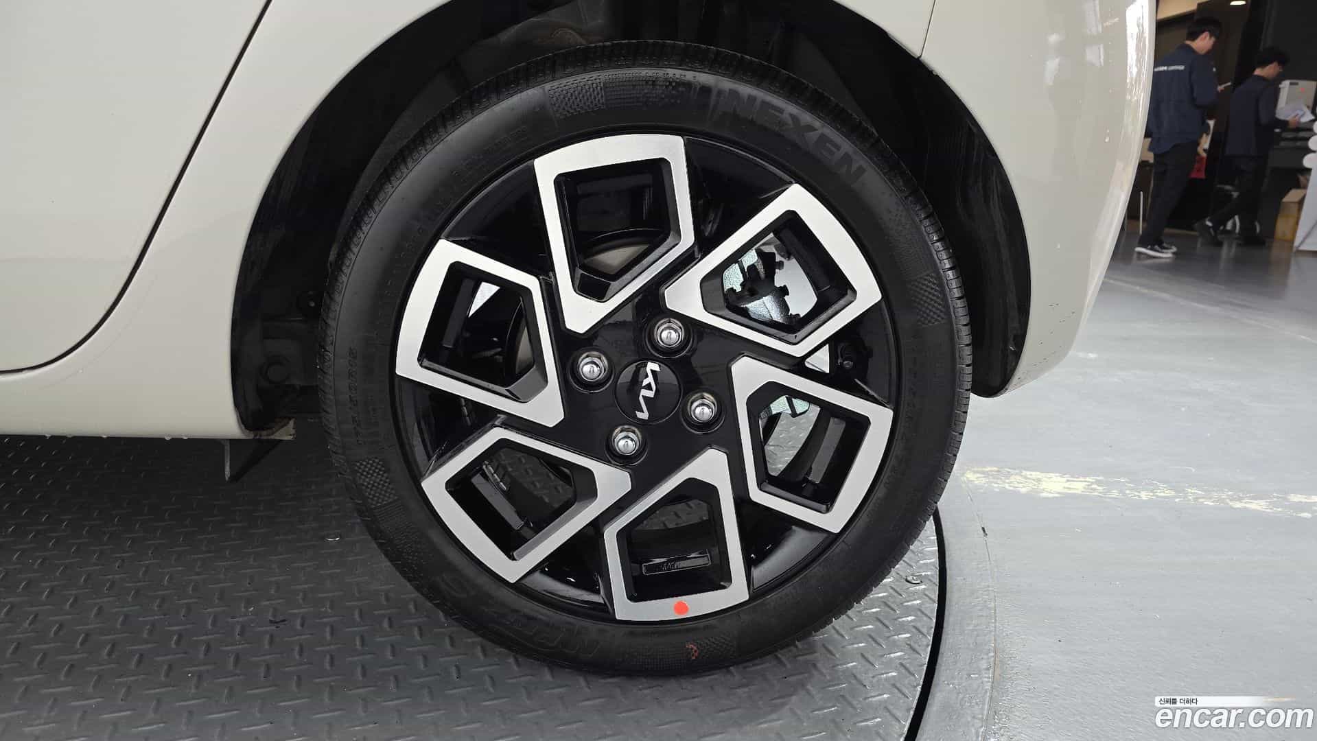 RAY Kia 2025.11-OUTER-031