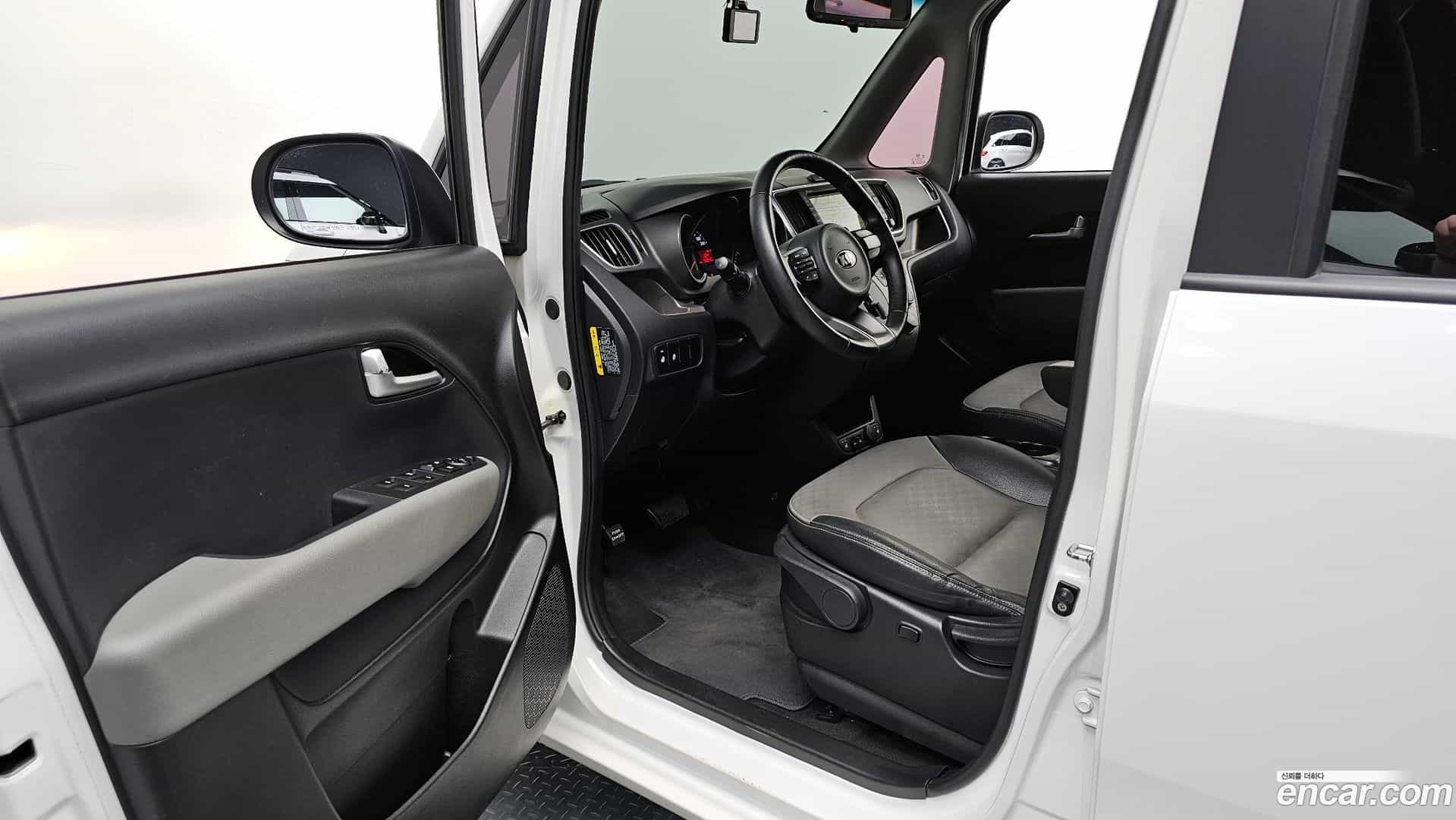 RAY Kia 2019.2-INNER-010