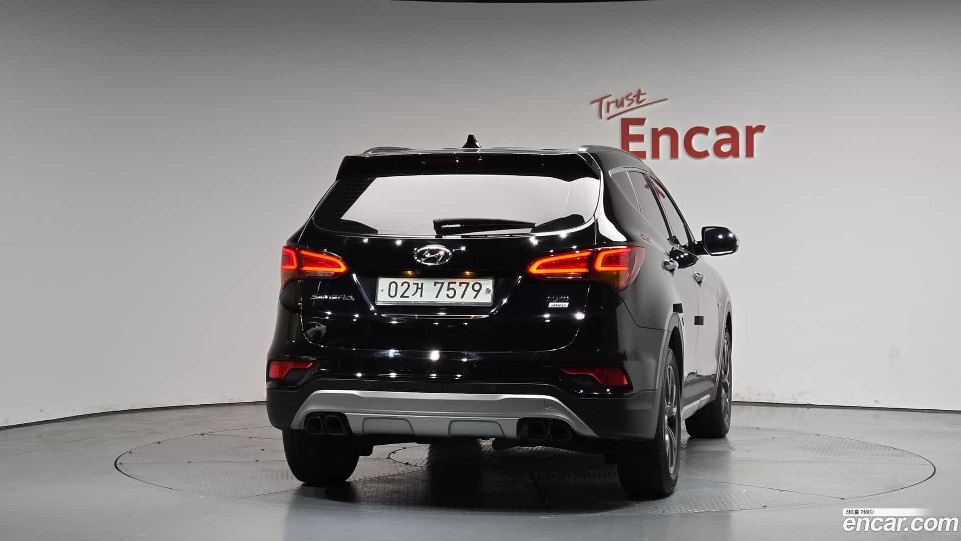 Santafe Hyundai 2017.2-OUTER-004