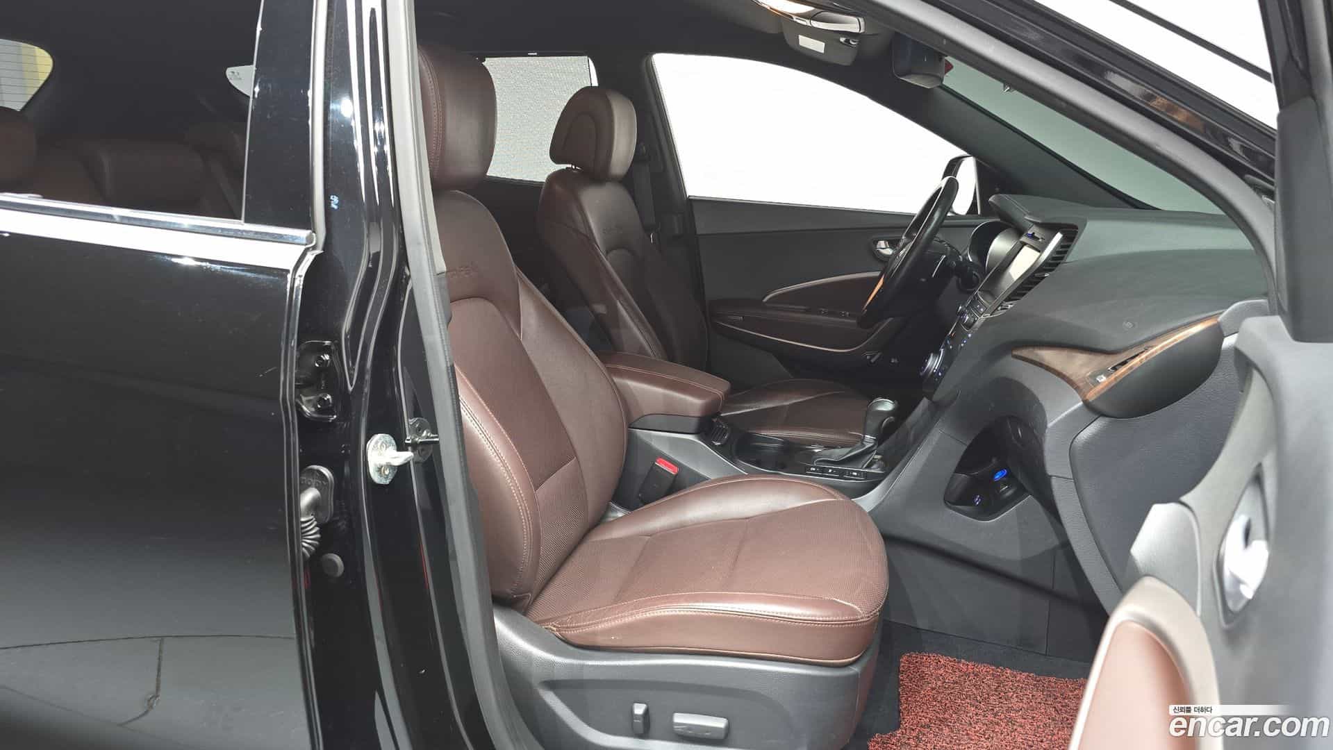 Santafe Hyundai 2017.2-OPTION-015