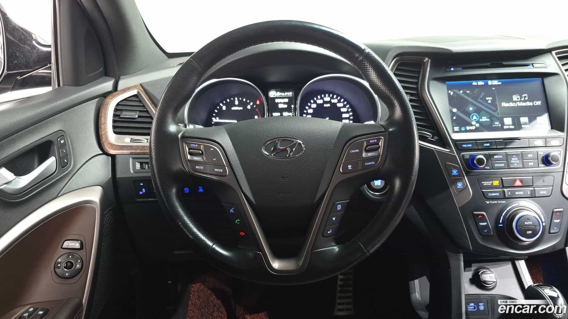Santafe Hyundai 2017.2-OPTION-017