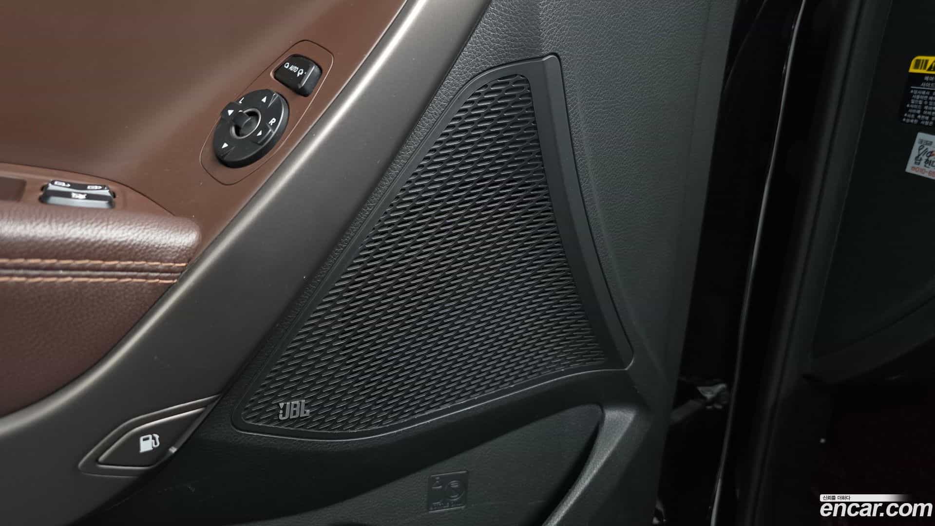 Santafe Hyundai 2017.2-OPTION-022