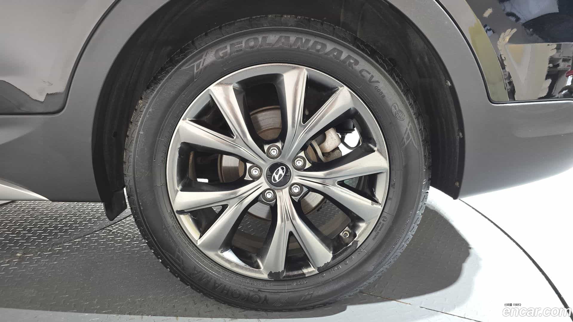 Santafe Hyundai 2017.2-OUTER-031