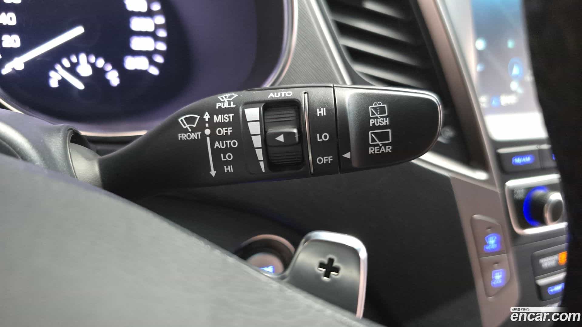 Santafe Hyundai 2017.2-OPTION-041