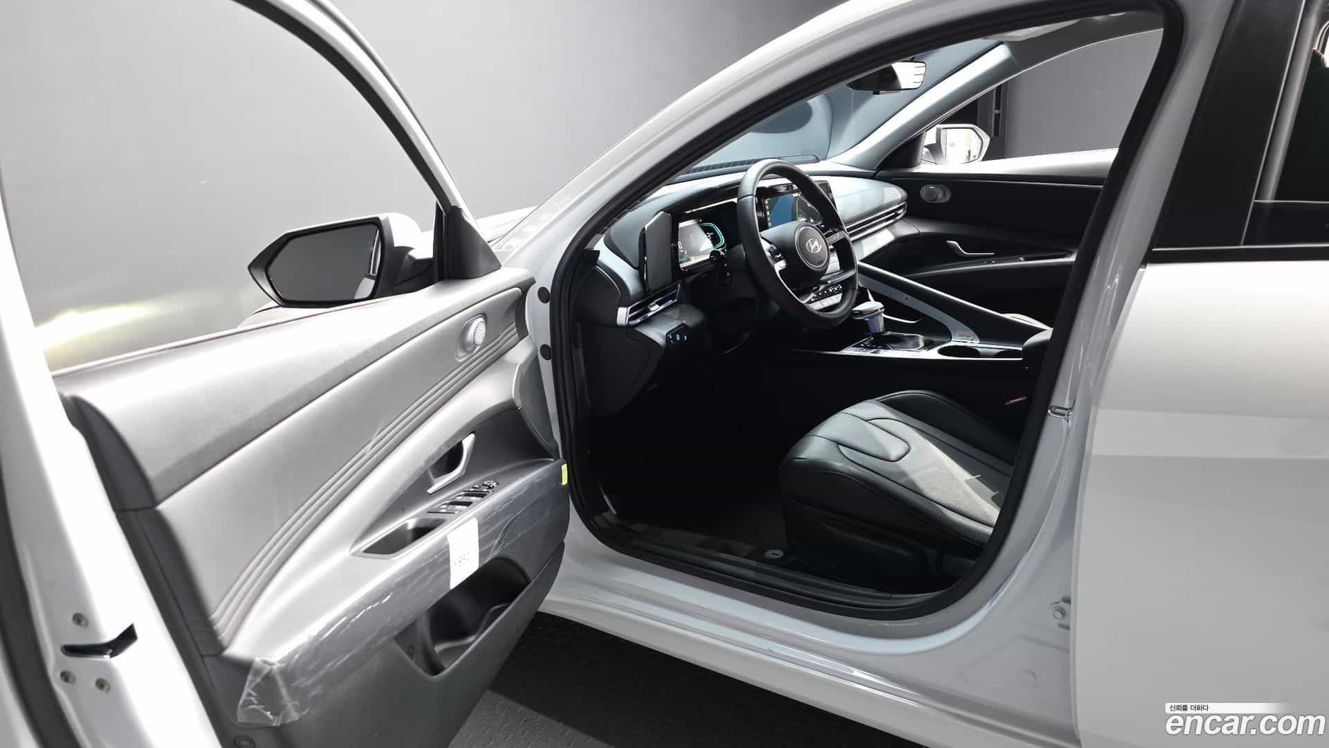 AVANTE Hyundai 2025.7-INNER-010