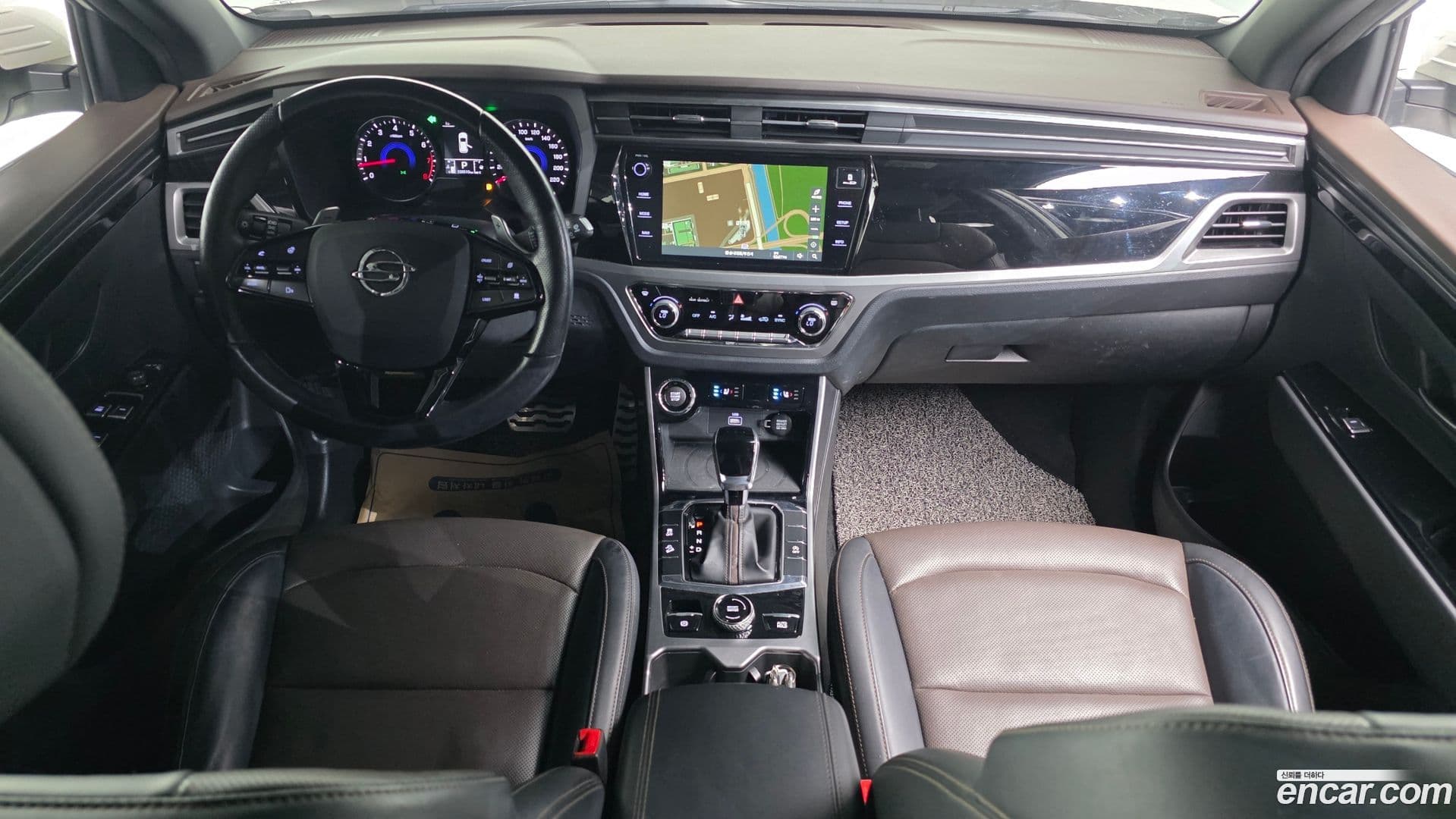 Main__Slider__Photo:KORANDO KG Mobility 2020.8-6