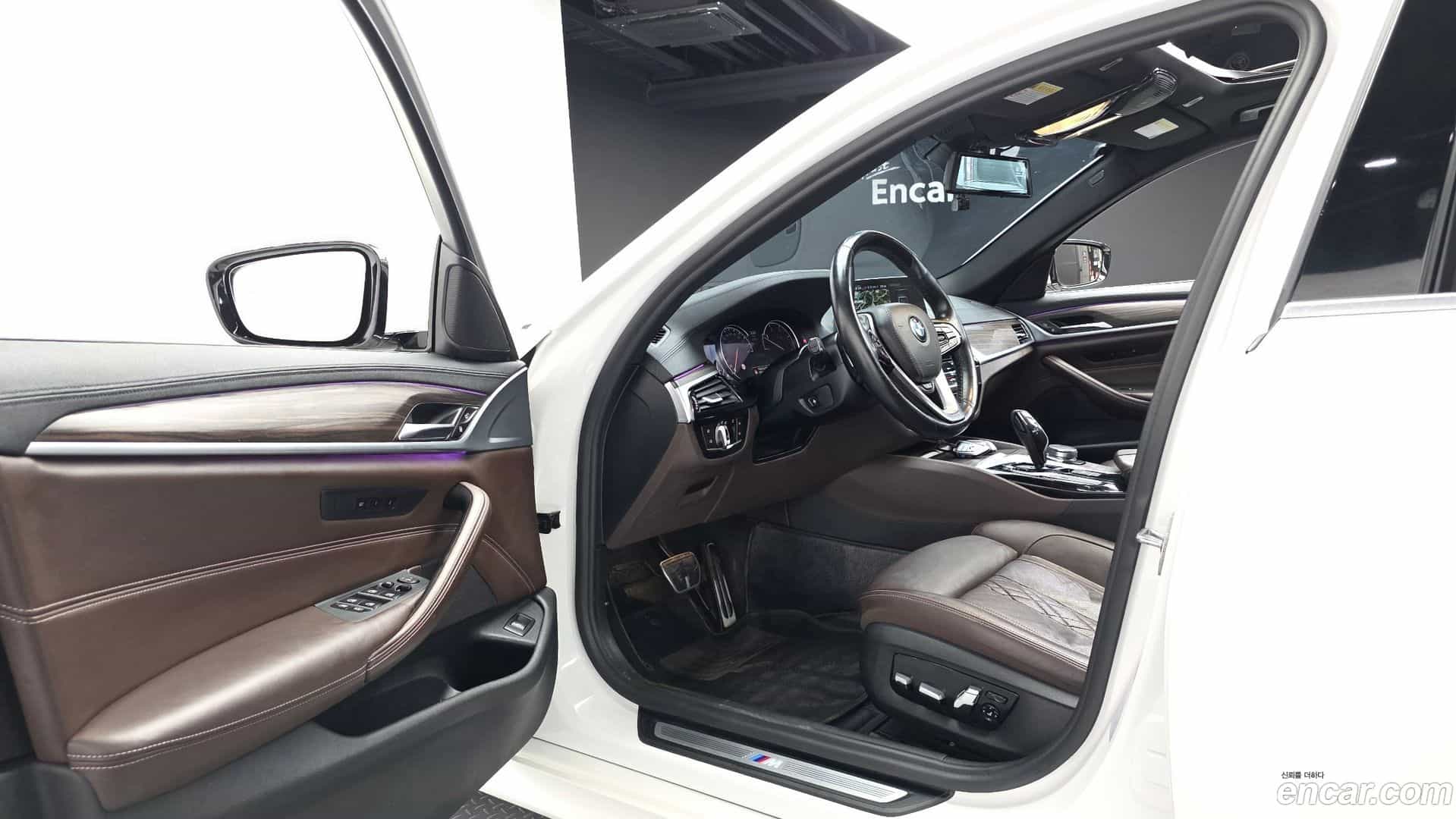 5-Series BMW 2017.9-INNER-010