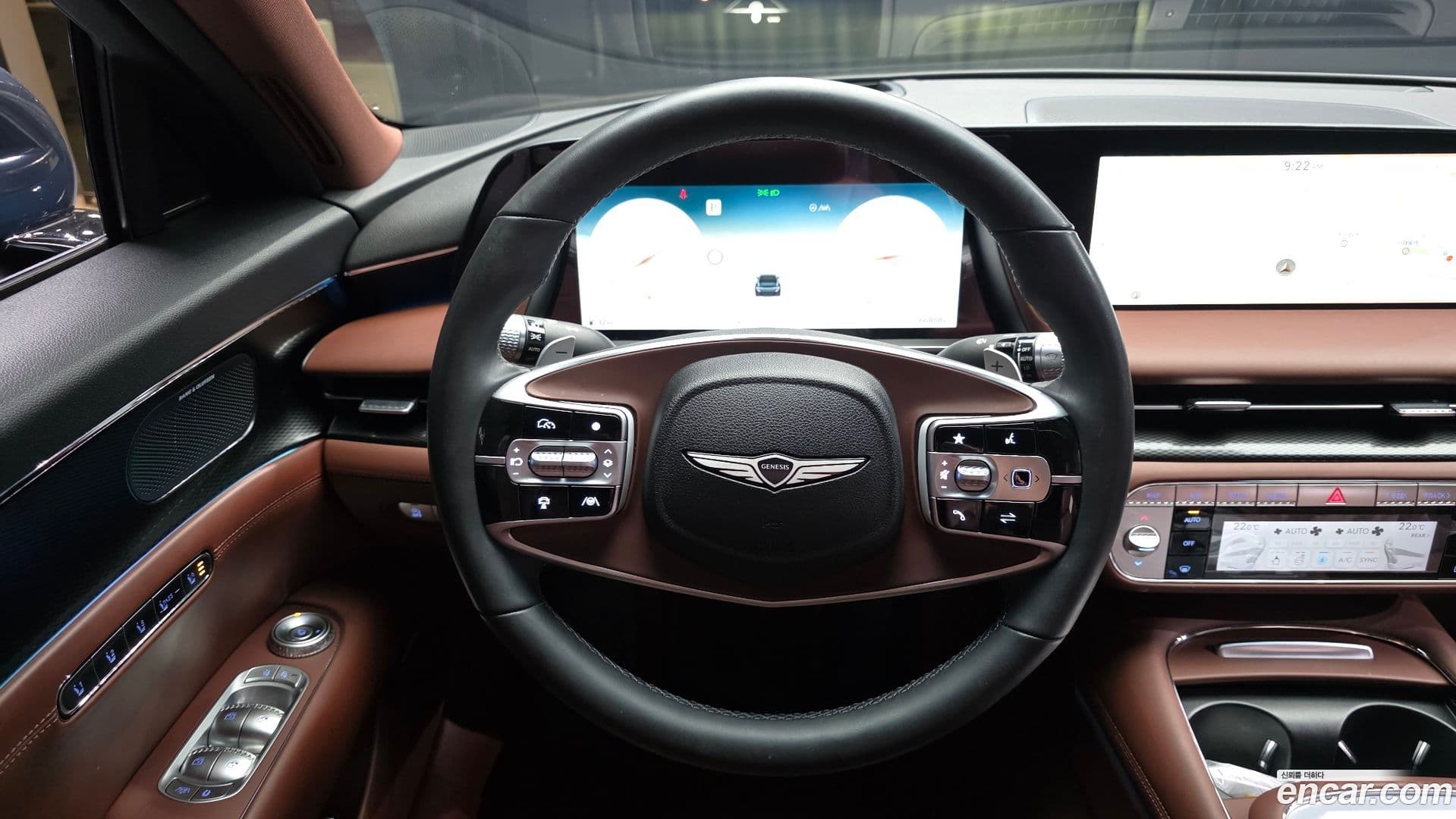 Main__Slider__Photo:G90 Genesis 2022.11-12