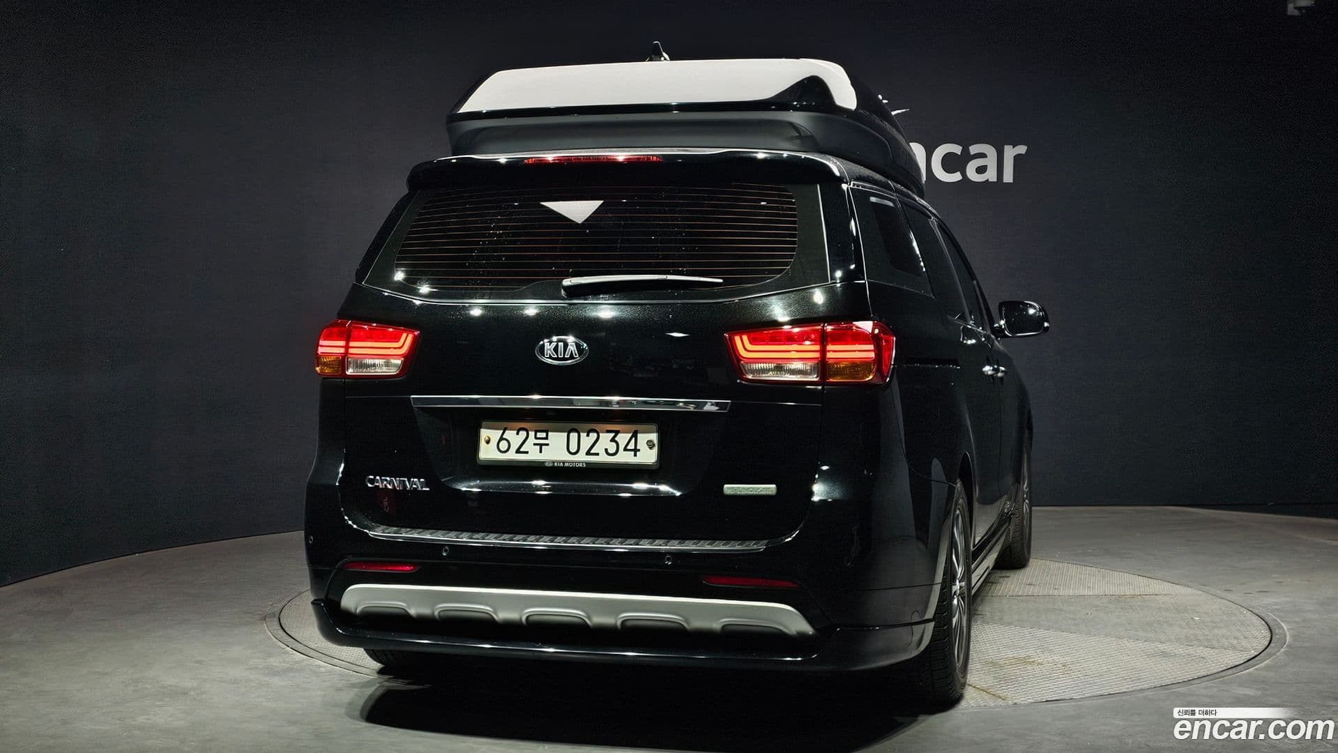 Main__Slider__Photo:Canival Kia 2015.9-3