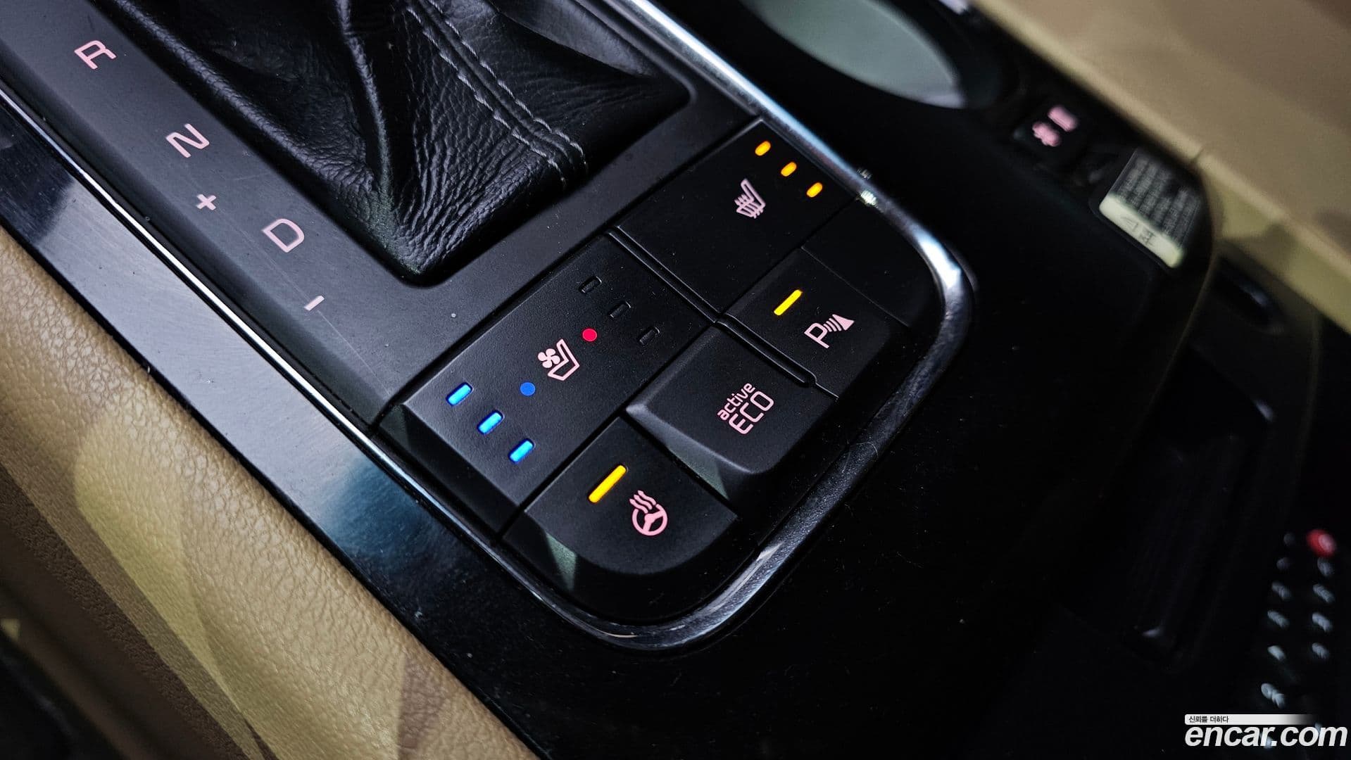 Main__Slider__Photo:Canival Kia 2015.9-17