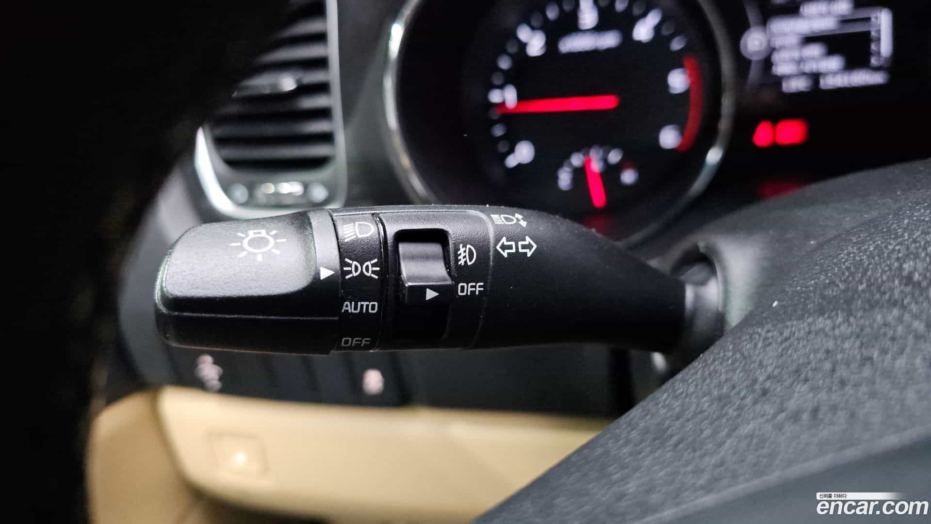 Canival Kia 2015.9-OPTION-047