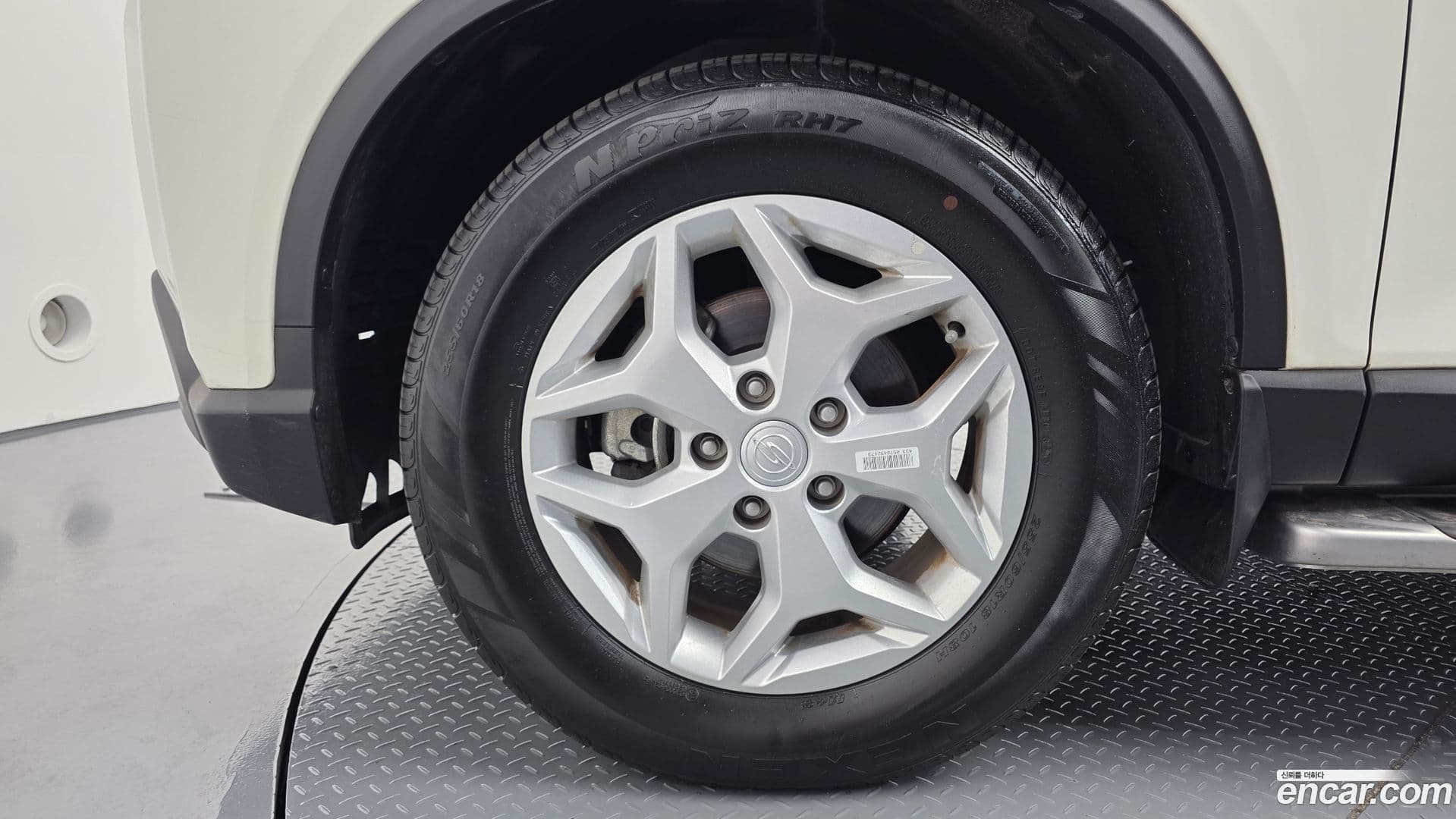 Main__Slider__Photo:Rexton KG Mobility 2021.10-4