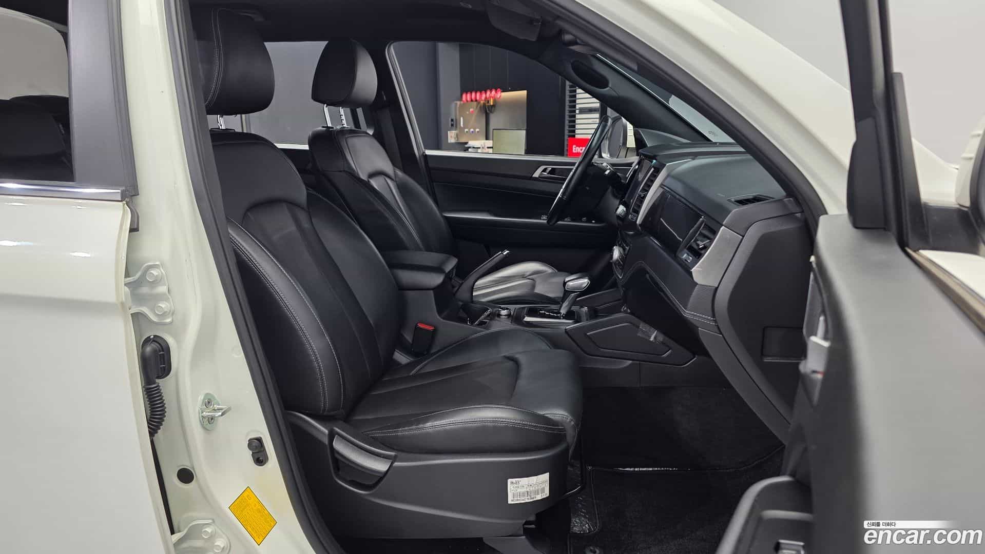 Rexton KG Mobility 2021.10-OPTION-015