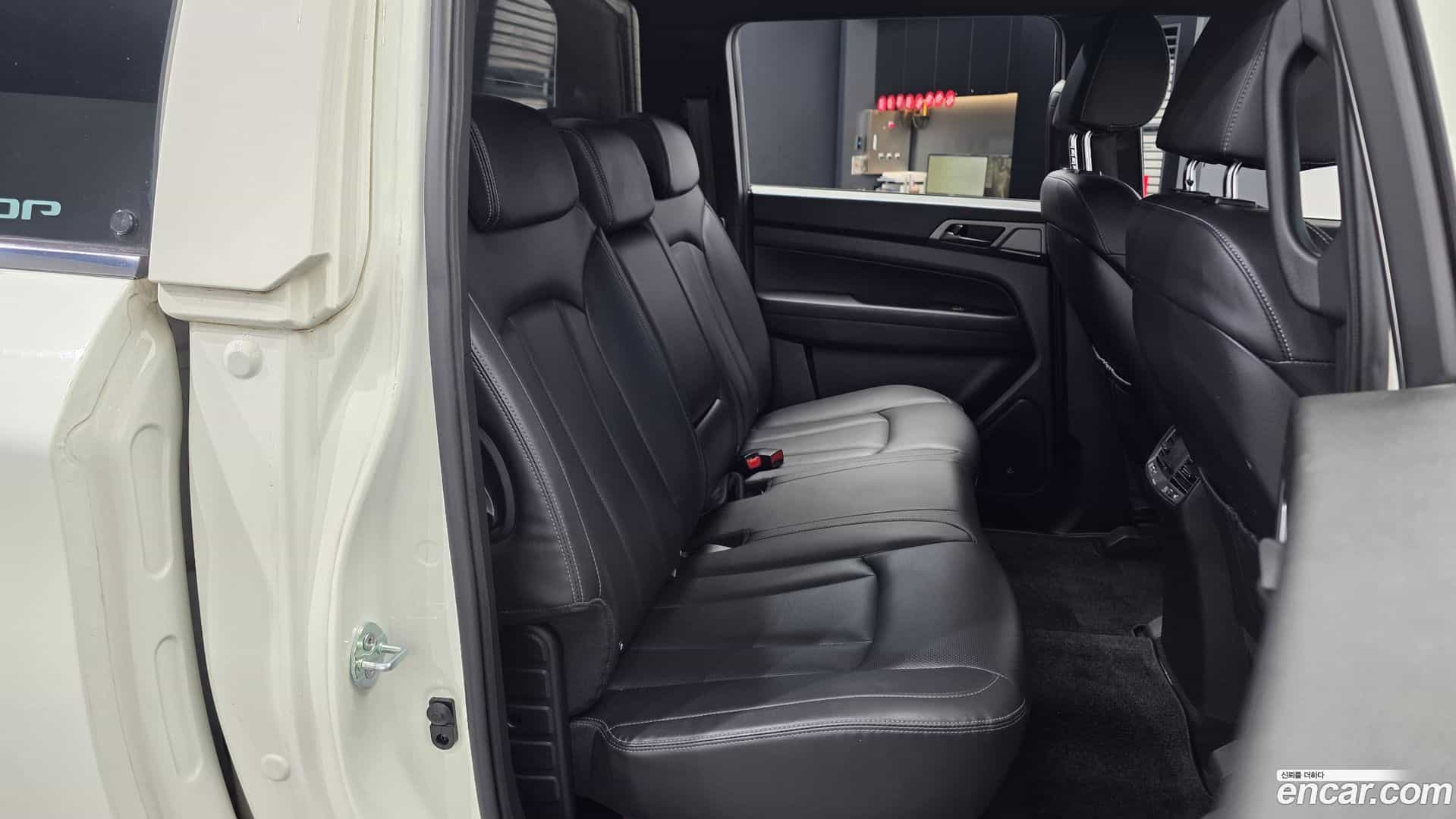 Rexton KG Mobility 2021.10-OPTION-016