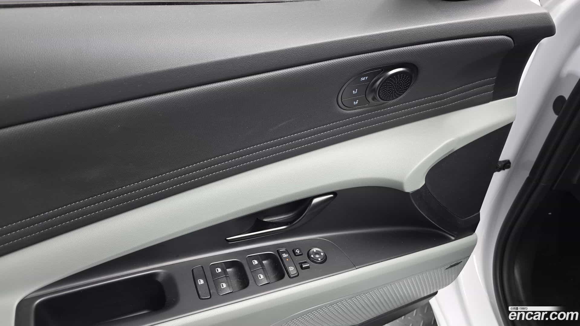 AVANTE Hyundai 2023.7-OPTION-043