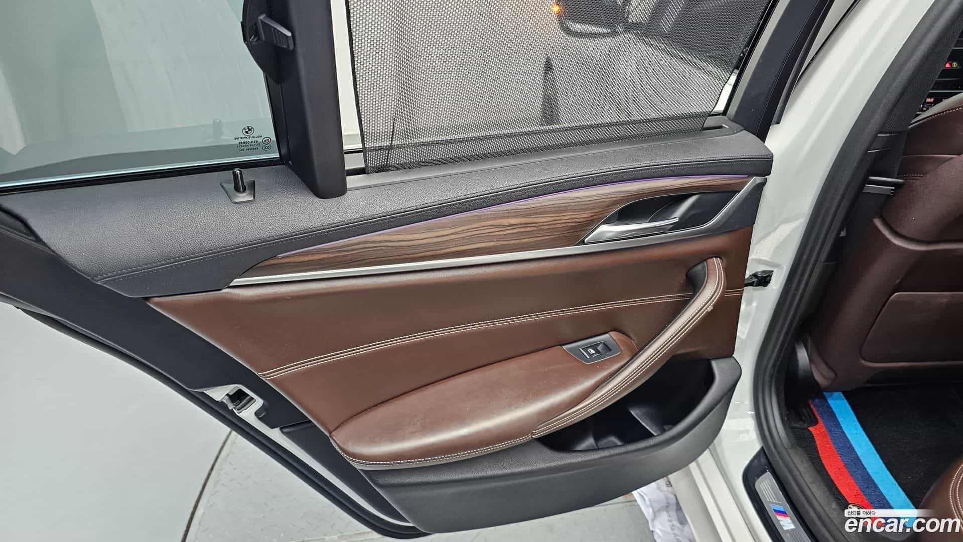 5-Series BMW 2017.10-INNER-035