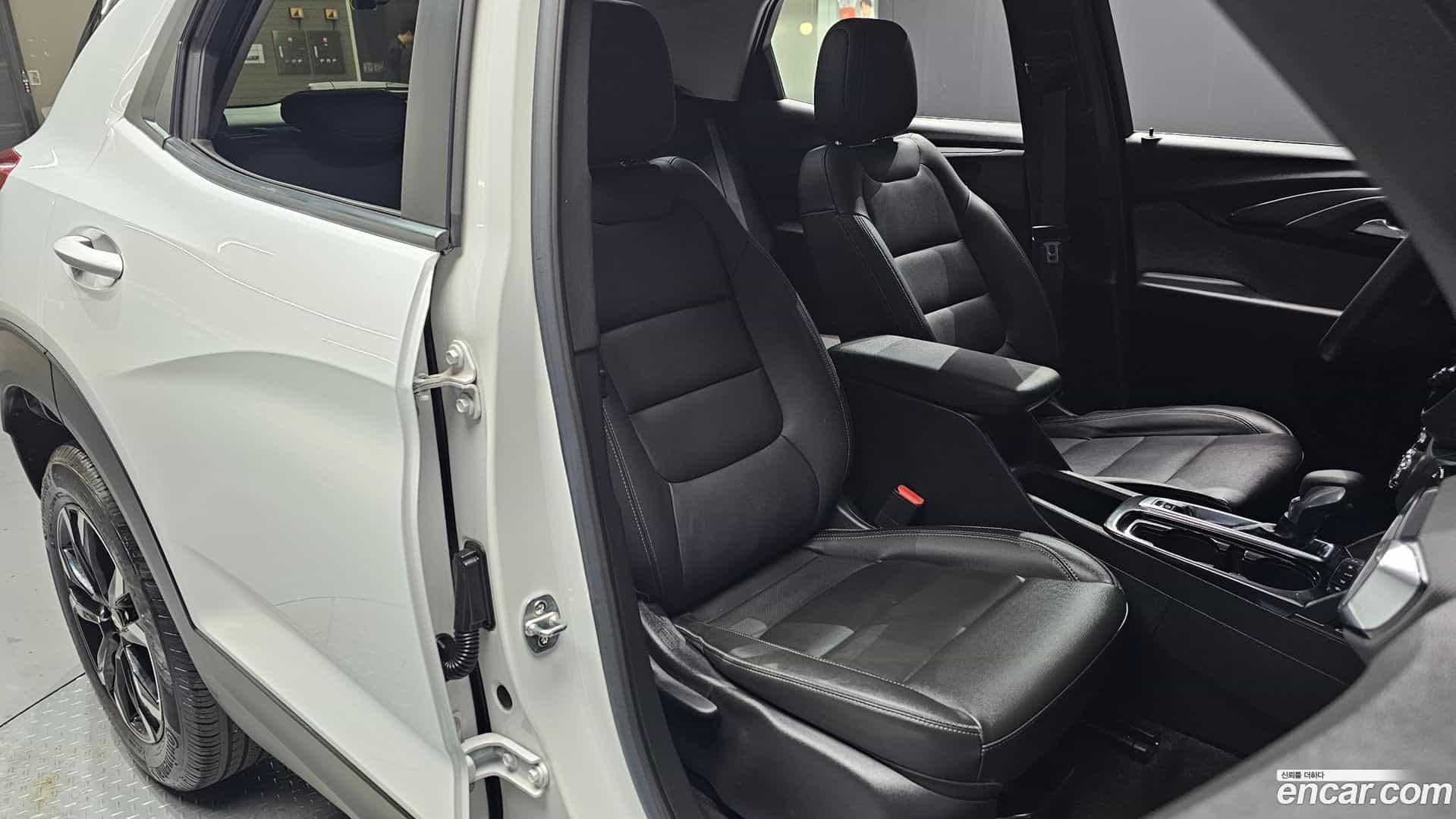 Trailblazer Chevrolet 2022.8-OPTION-015