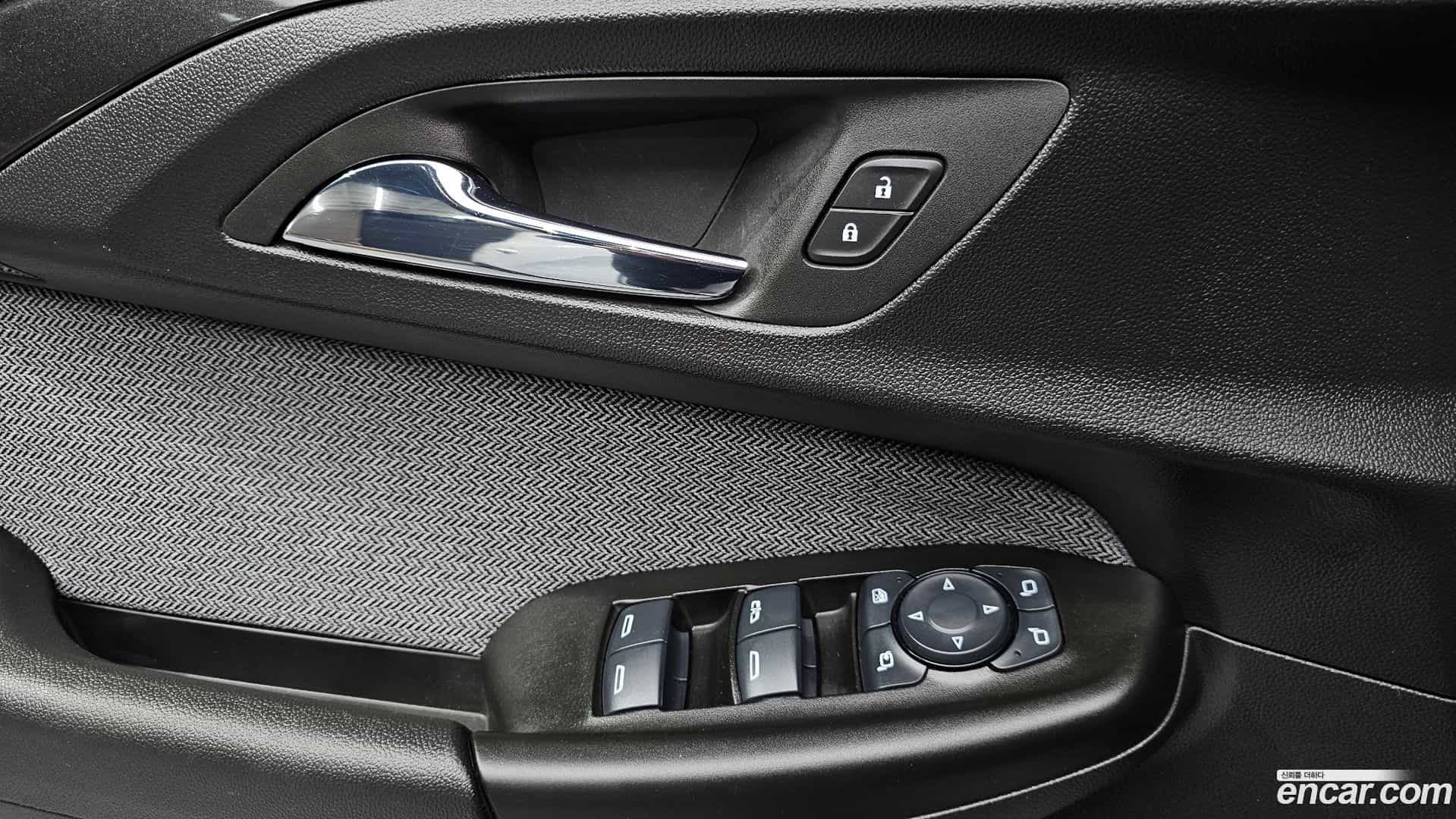 Trailblazer Chevrolet 2022.8-OPTION-040