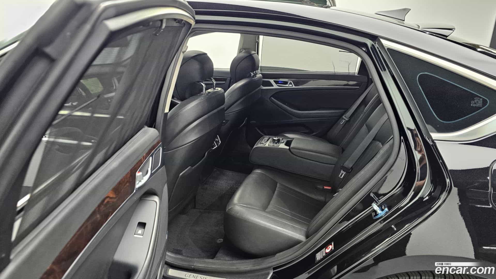 Genesis Hyundai 2016.3-OPTION-015