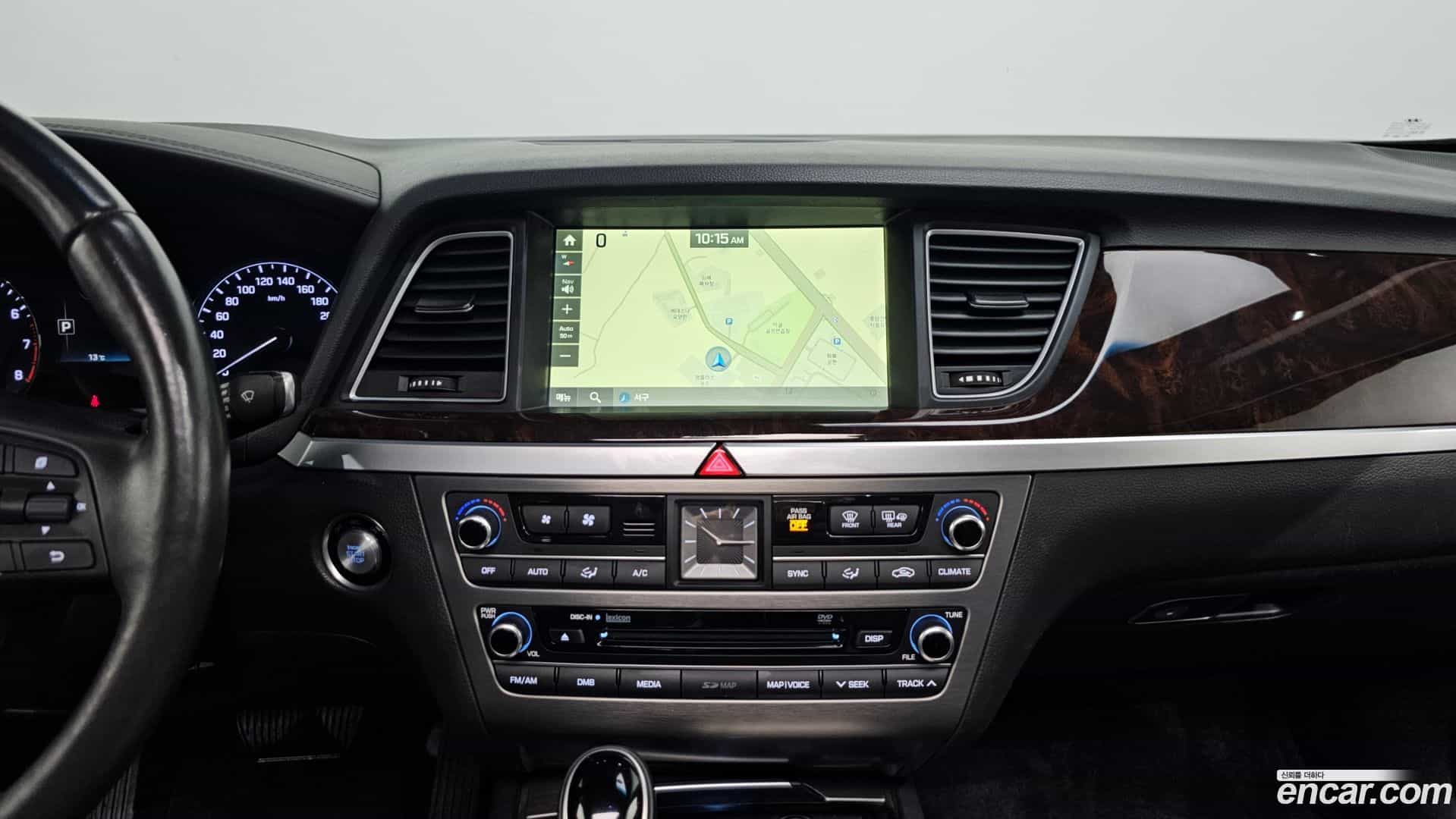 Genesis Hyundai 2016.3-OPTION-017