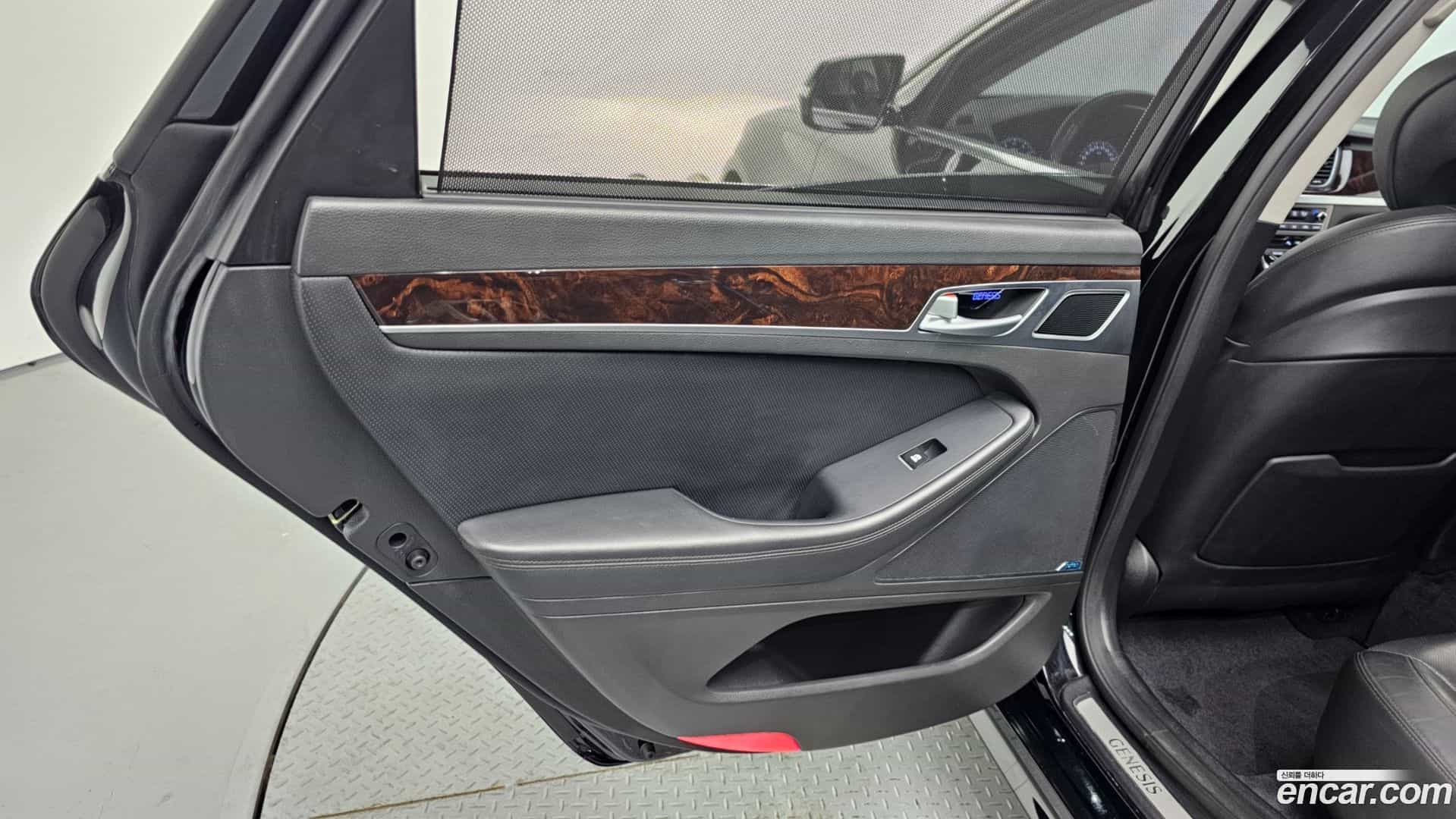 Genesis Hyundai 2016.3-INNER-035