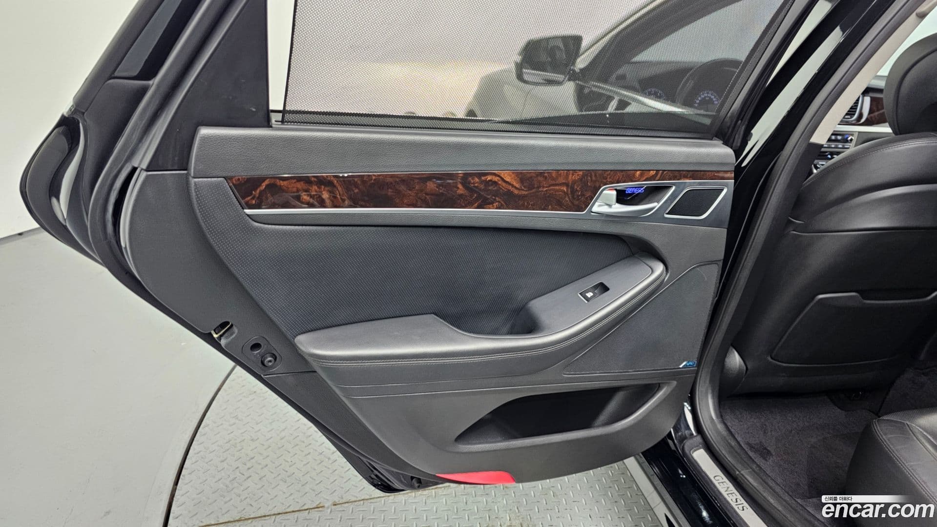 Main__Slider__Photo:Genesis Hyundai 2016.3-24