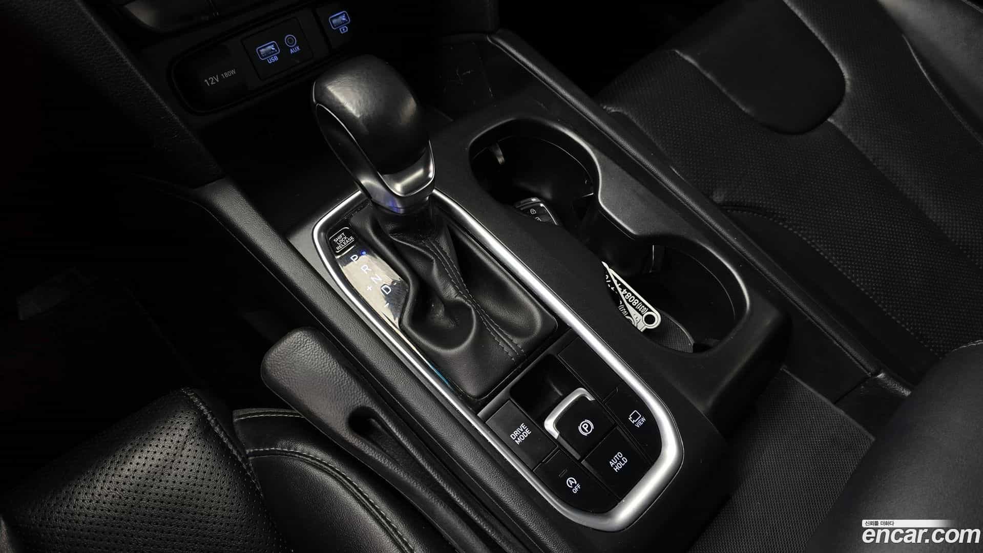 Santafe Hyundai 2020.2-INNER-009