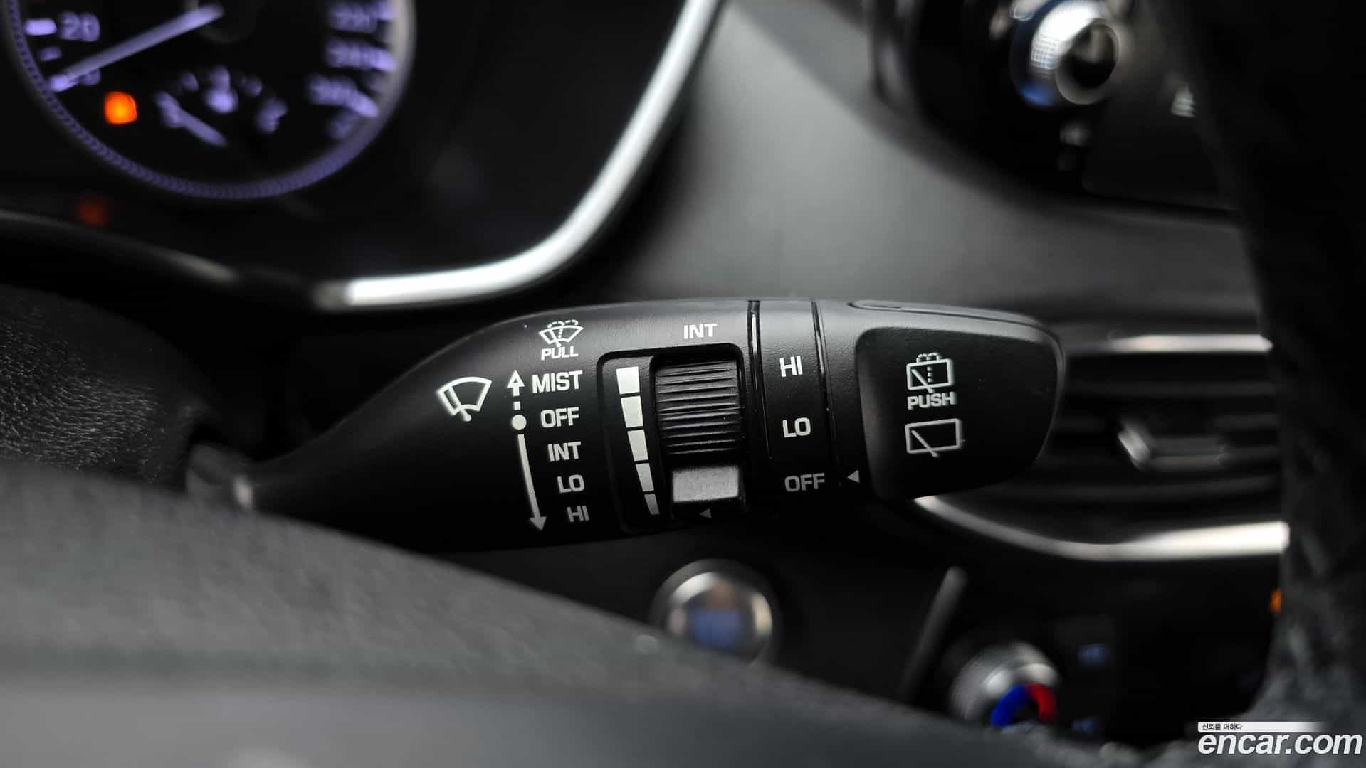 Santafe Hyundai 2020.2-OPTION-020
