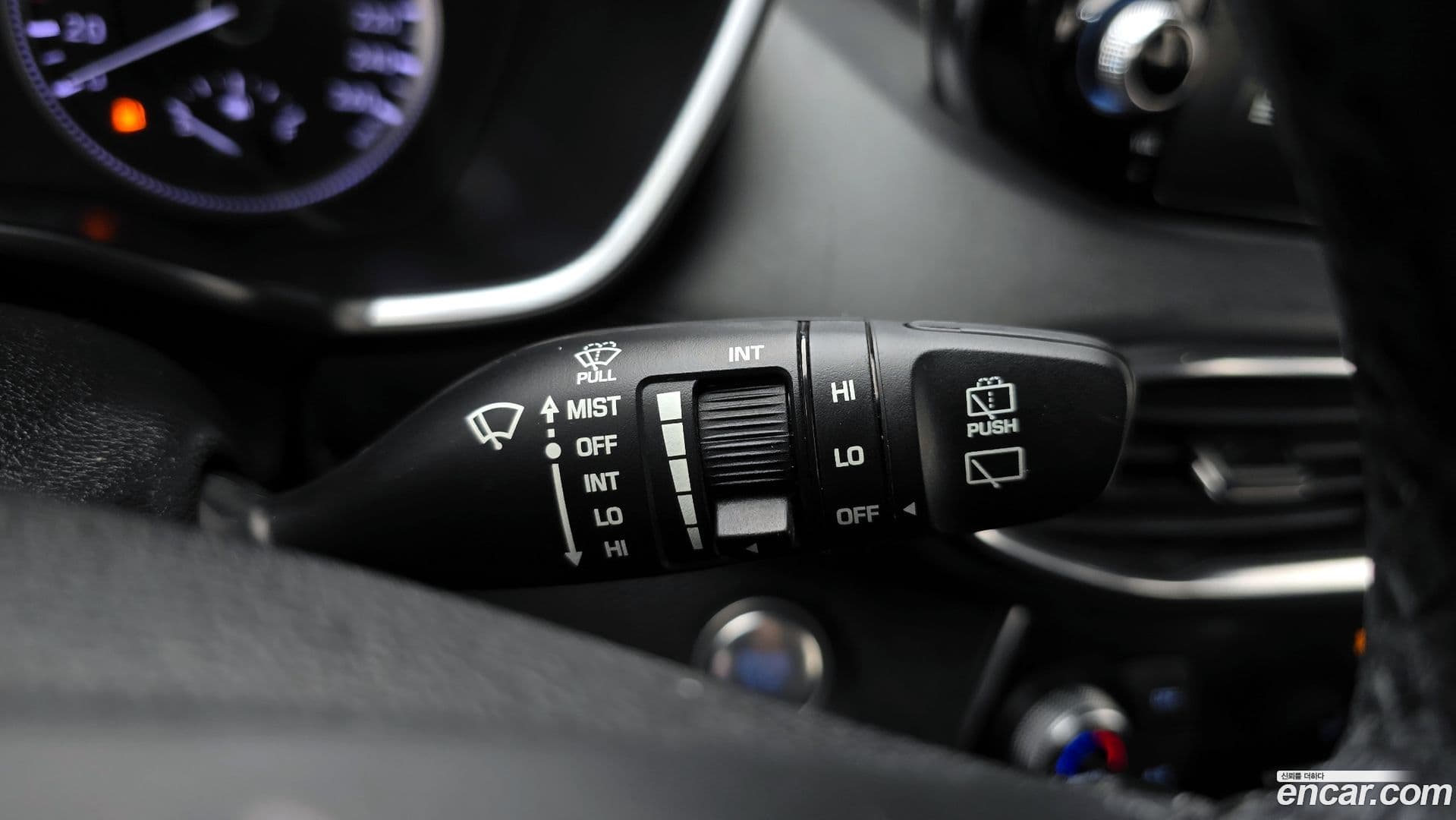 Main__Slider__Photo:Santafe Hyundai 2020.2-15
