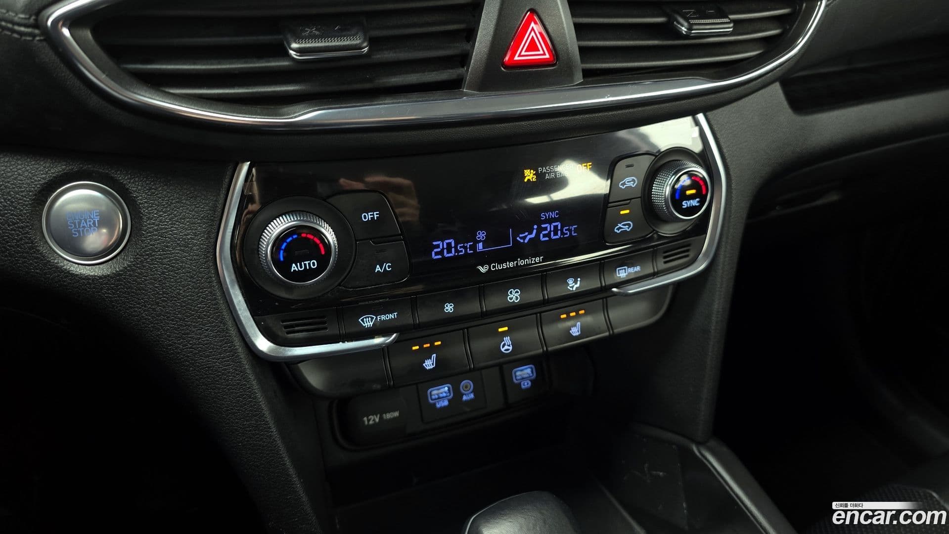 Main__Slider__Photo:Santafe Hyundai 2020.2-17
