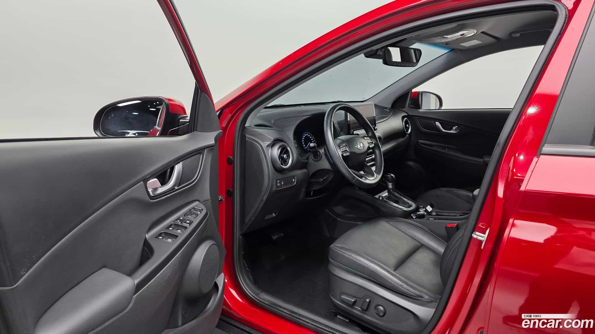 Kona Hyundai 2021.6-INNER-010