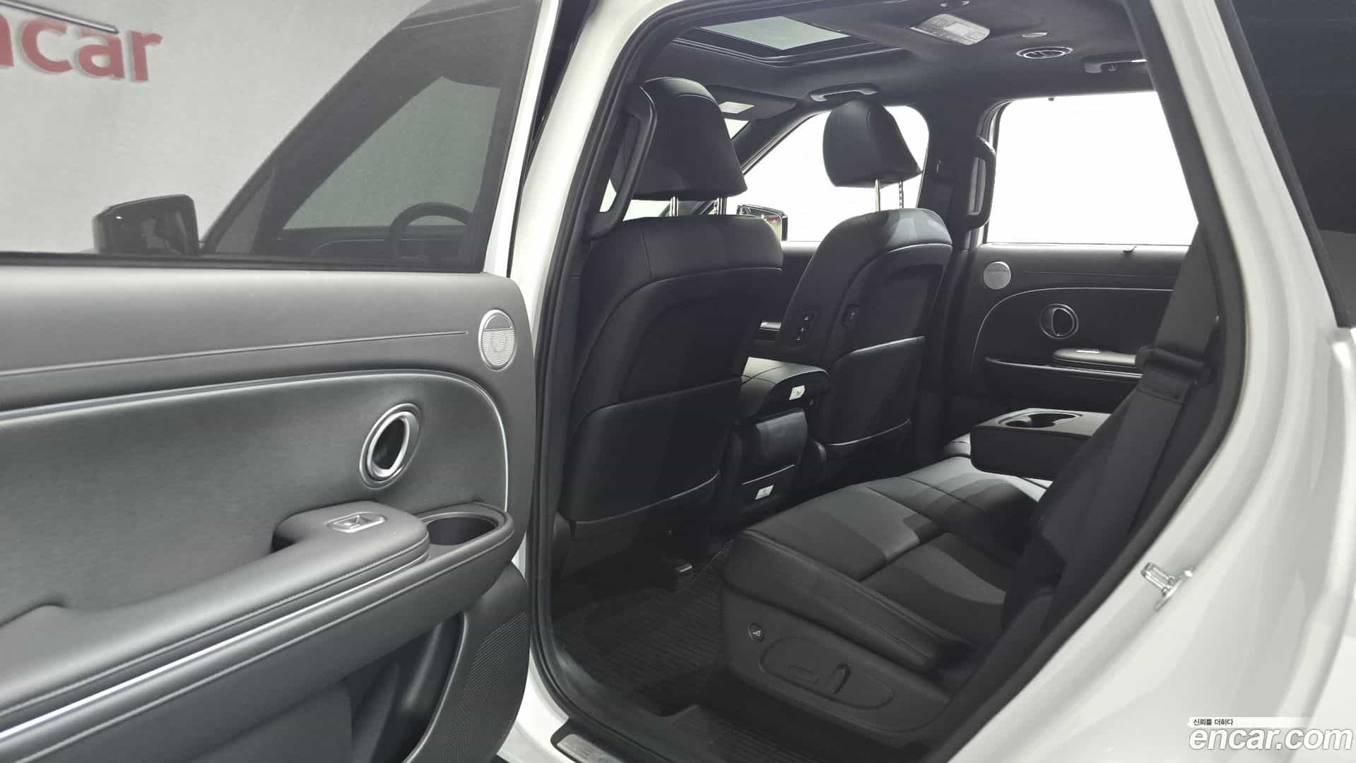 Palisade Hyundai 2025.1-INNER-036