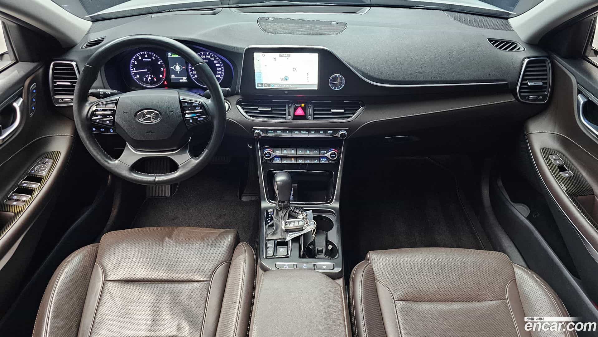 Grandeur Hyundai 2017.6-INNER-007