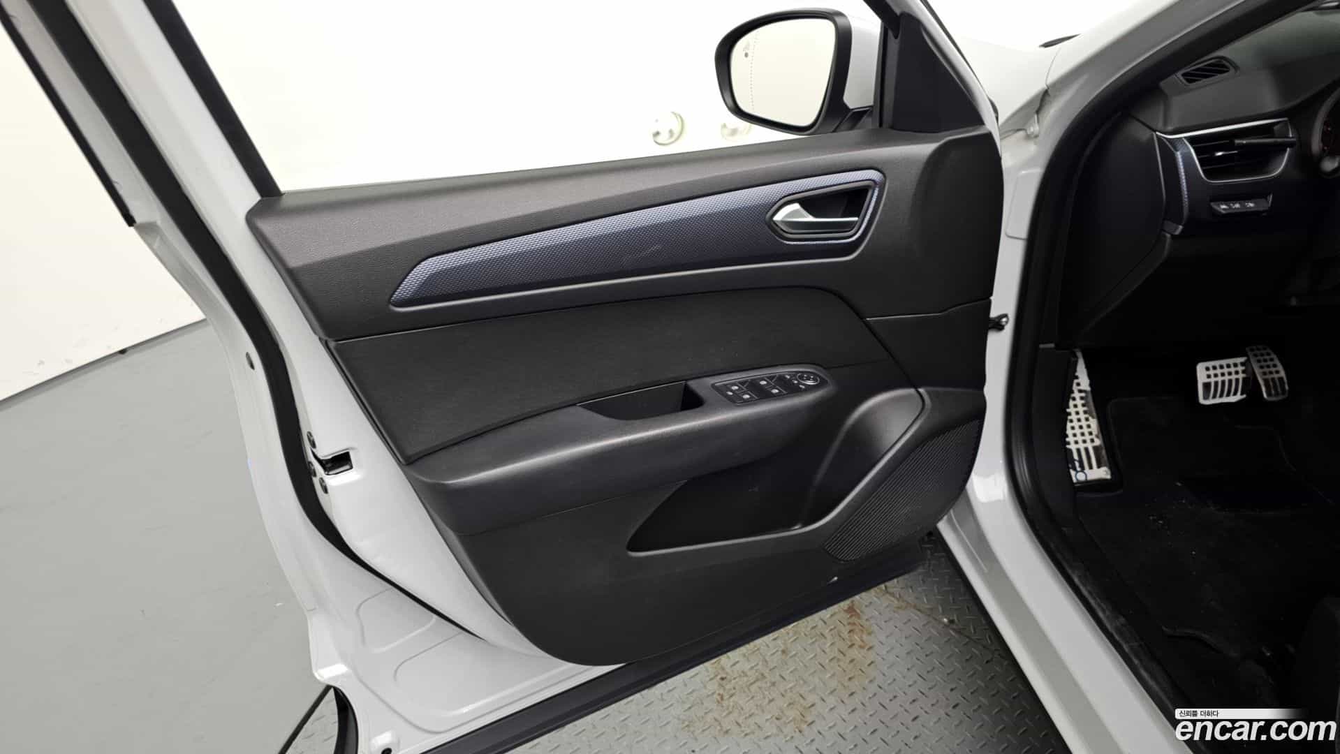 XM3 Renault Korea 2020.9-INNER-034
