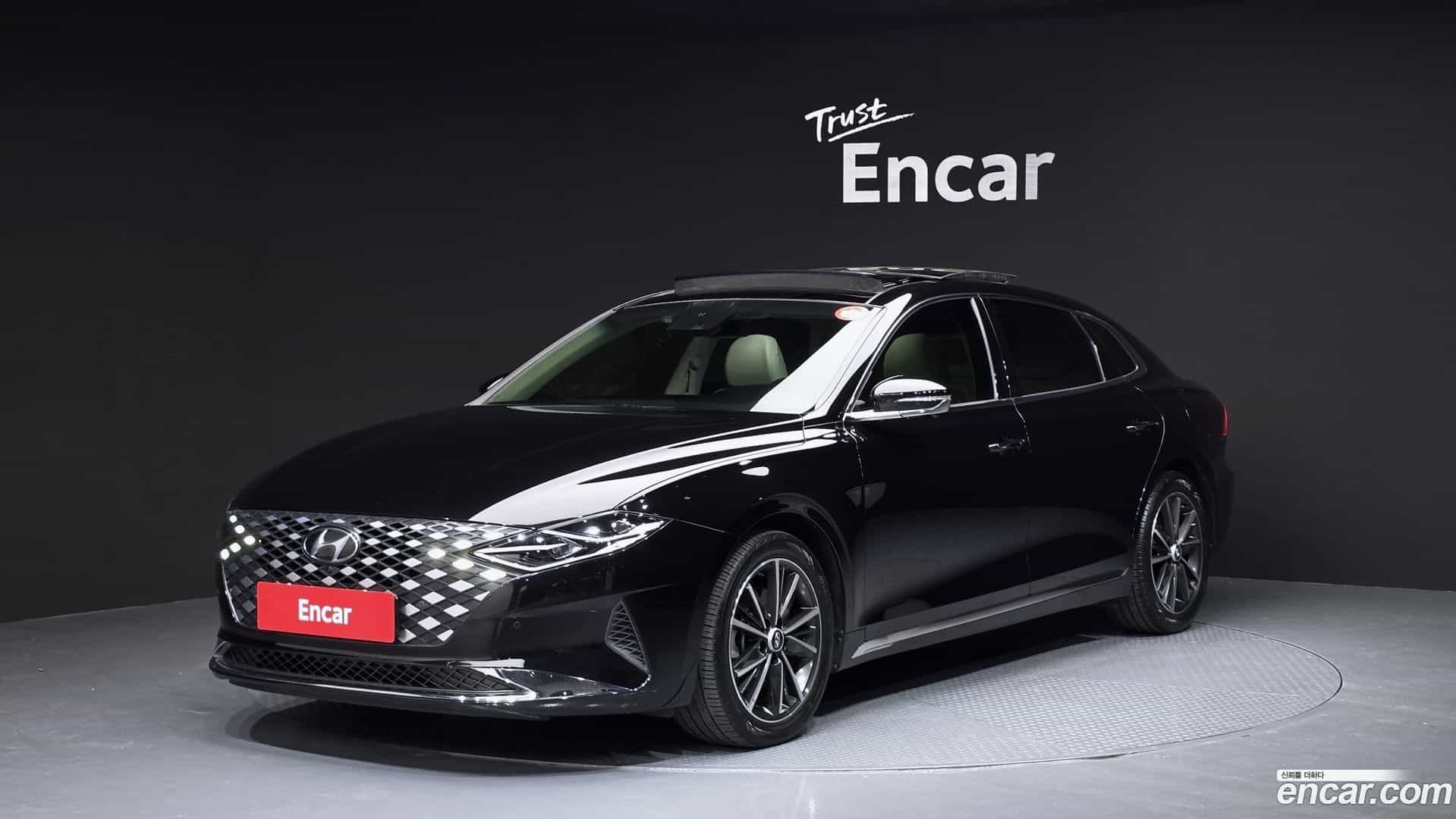 Grandeur Hyundai 2022.4-OUTER-001