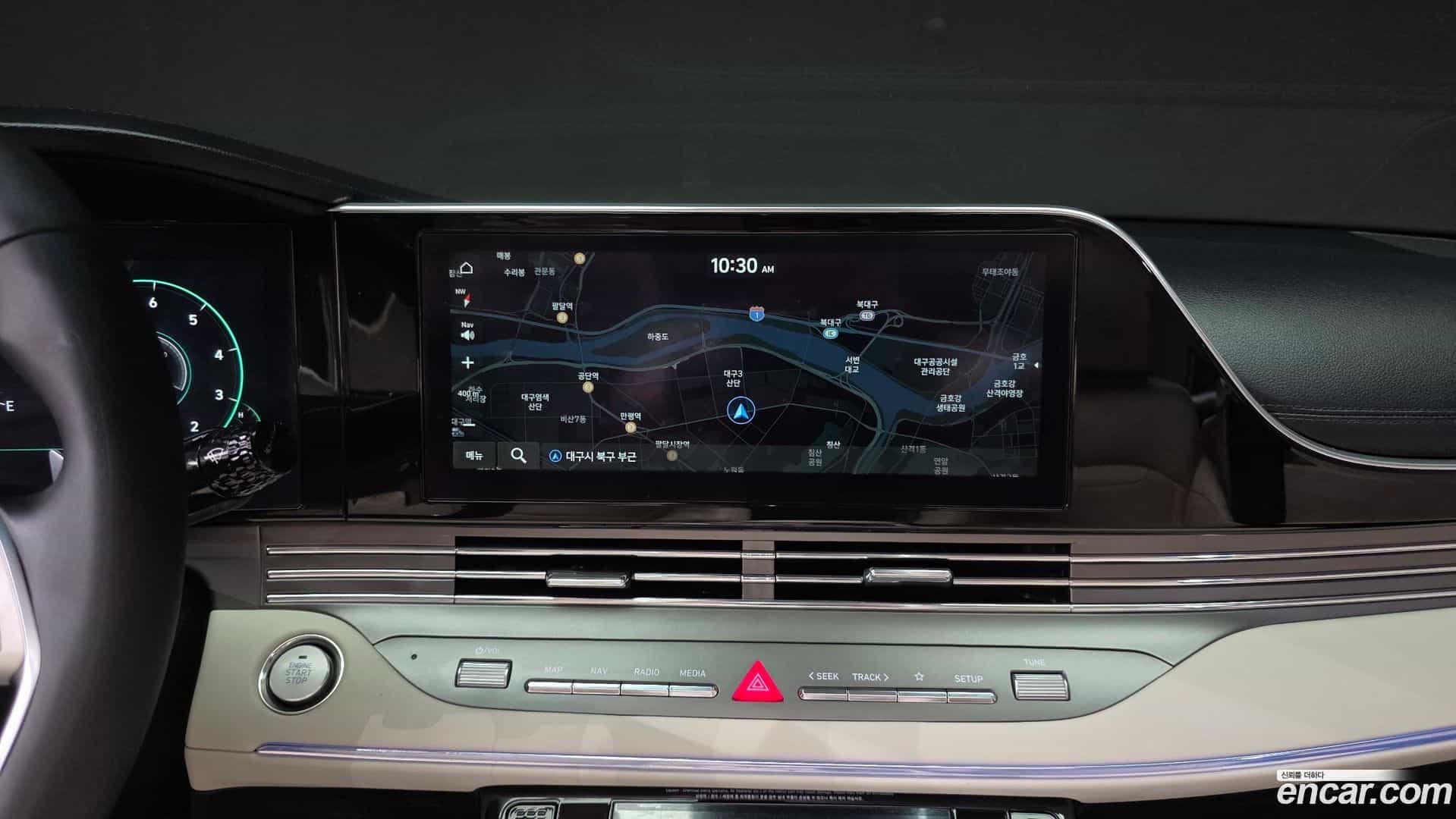 Grandeur Hyundai 2022.4-OPTION-018