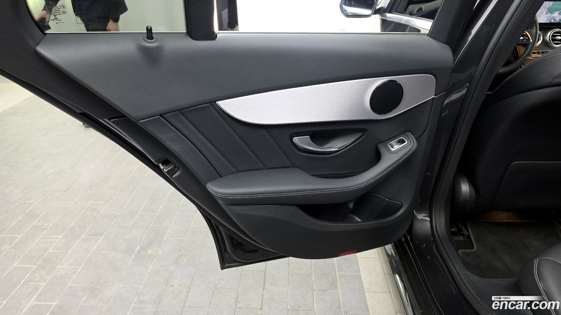 Main__Slider__Photo:C-Class Mercedes-Benz 2021.5-24